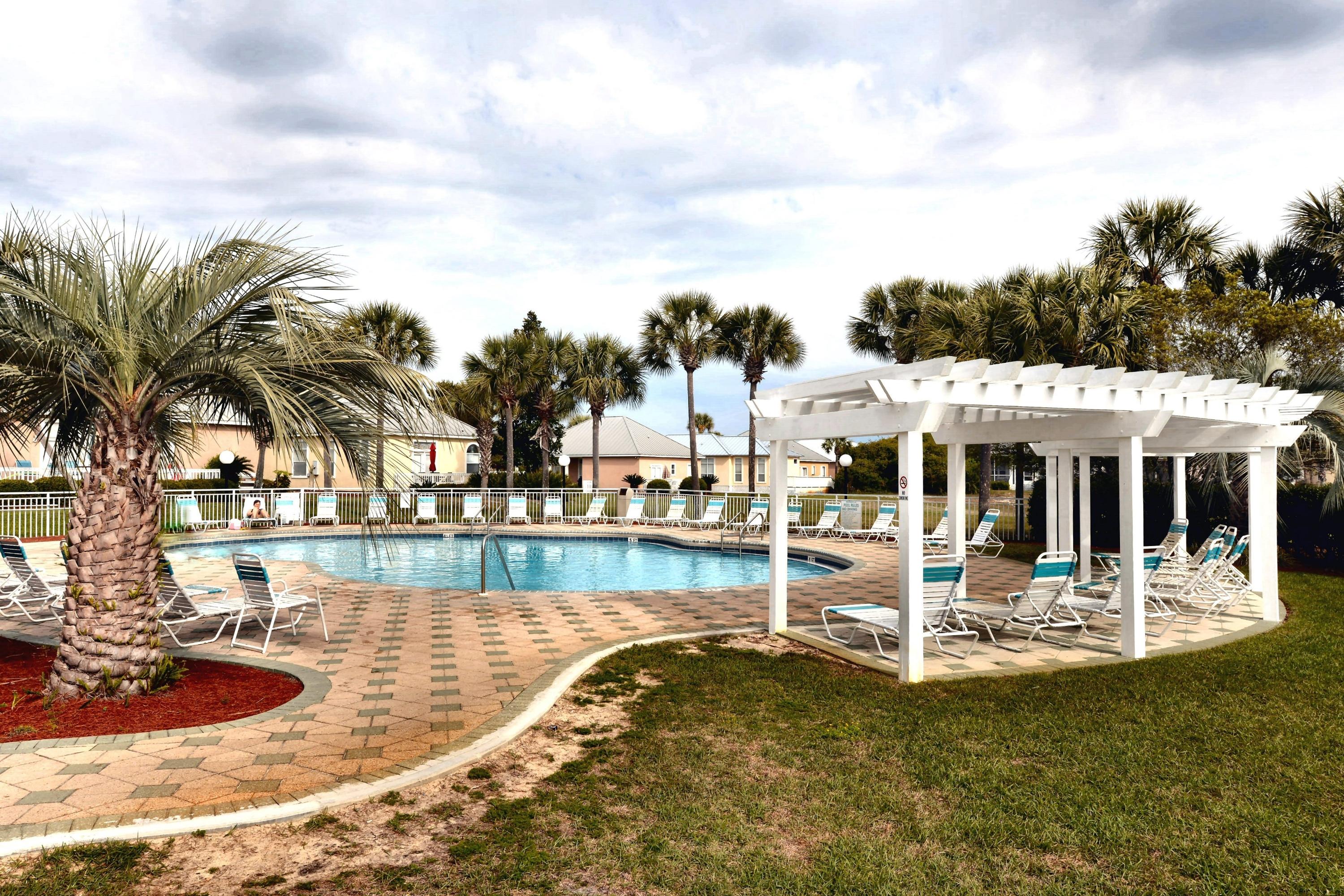 MARAVILLA CONDO 3 - Residential