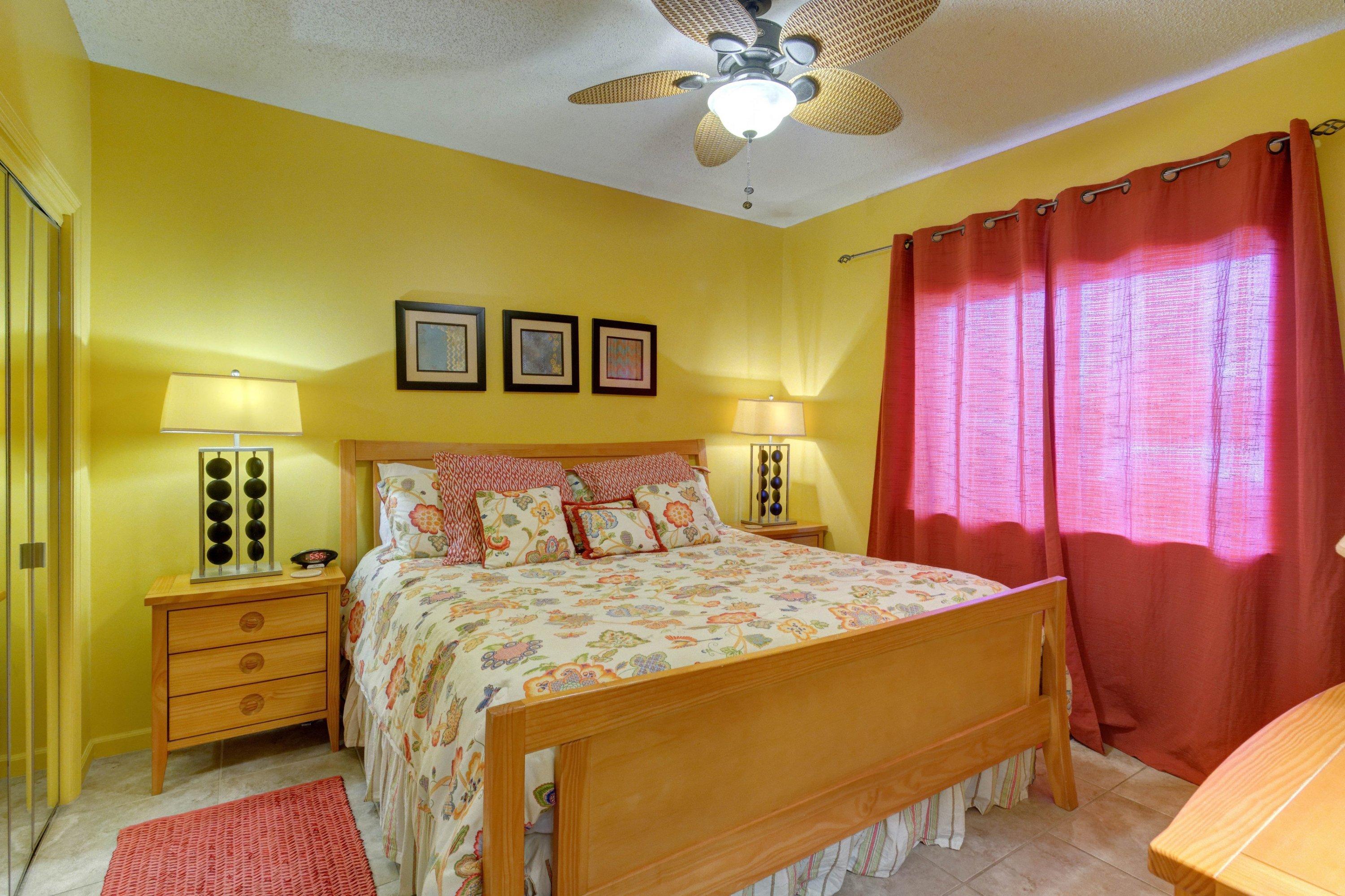 PALMS AT SEAGROVE CONDO UNIT A - Residential