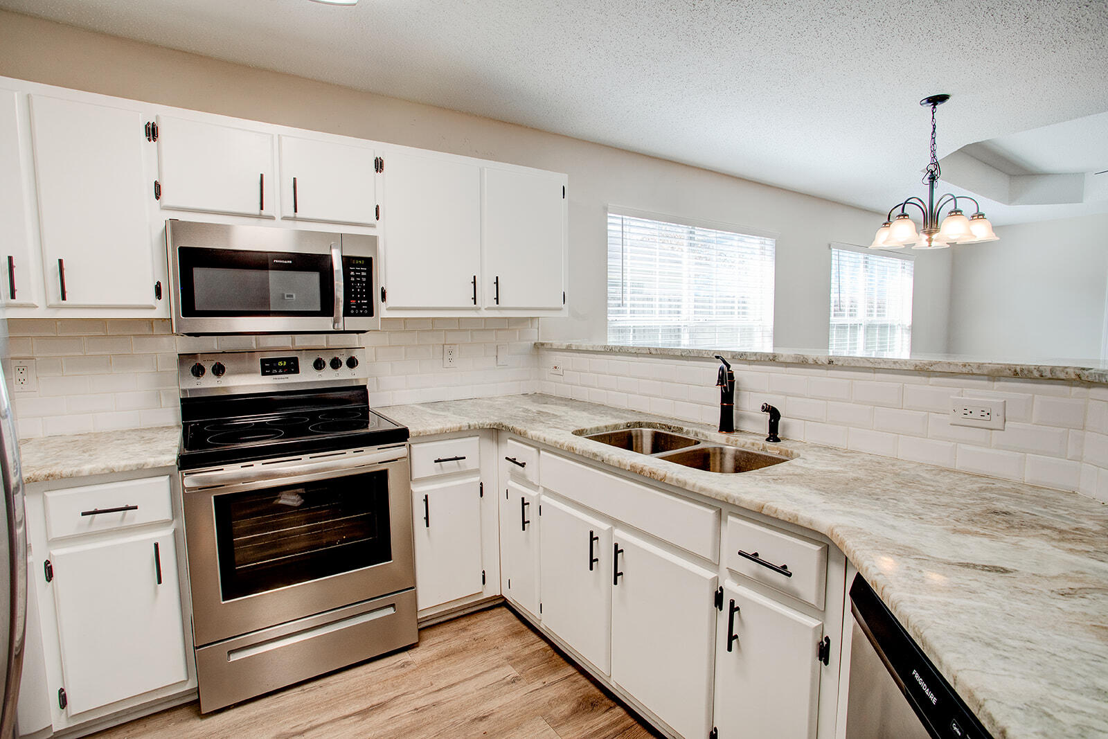SWEETBRIAR STATION S/D - Residential