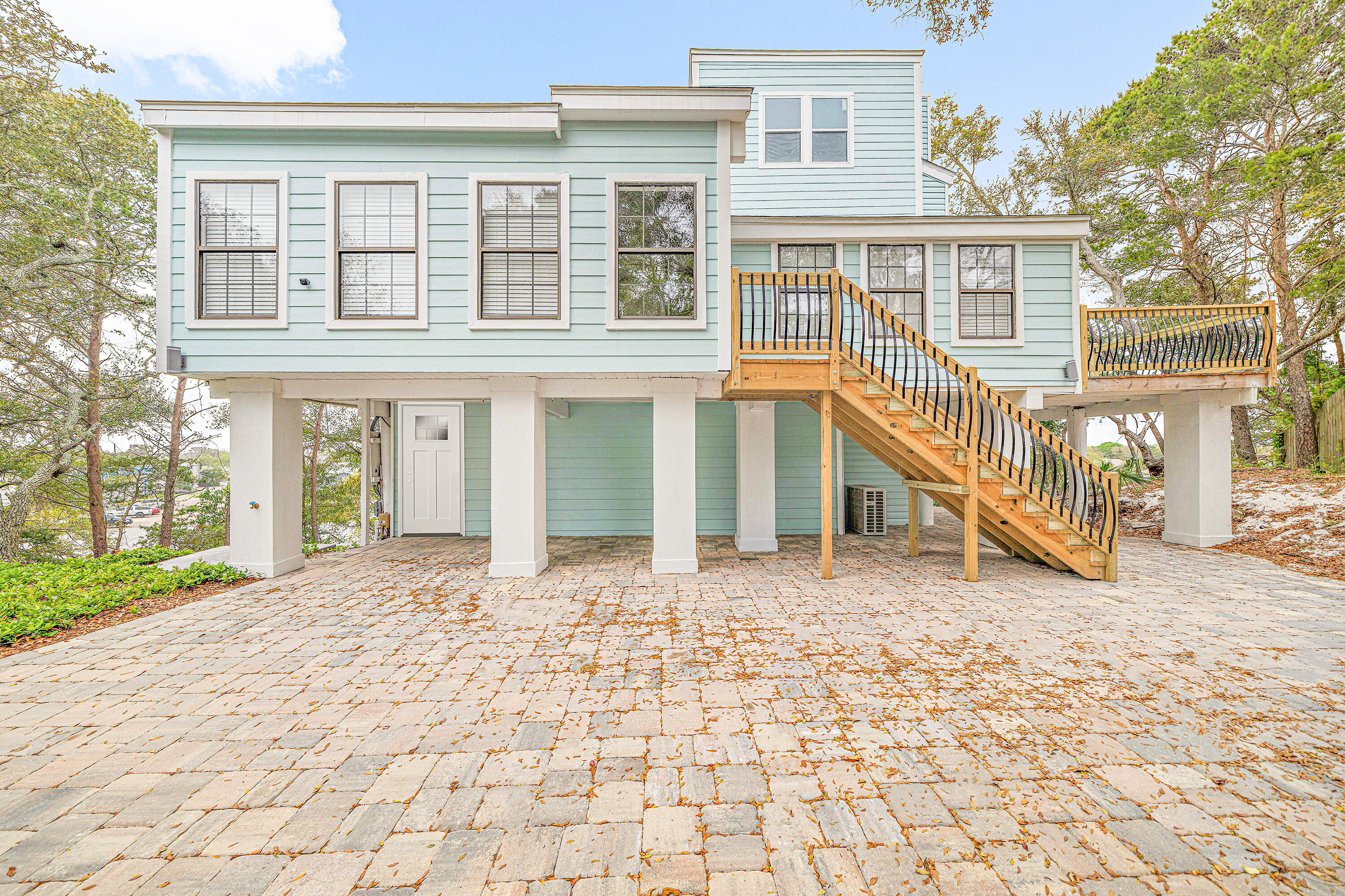 BEACONVIEW - Residential