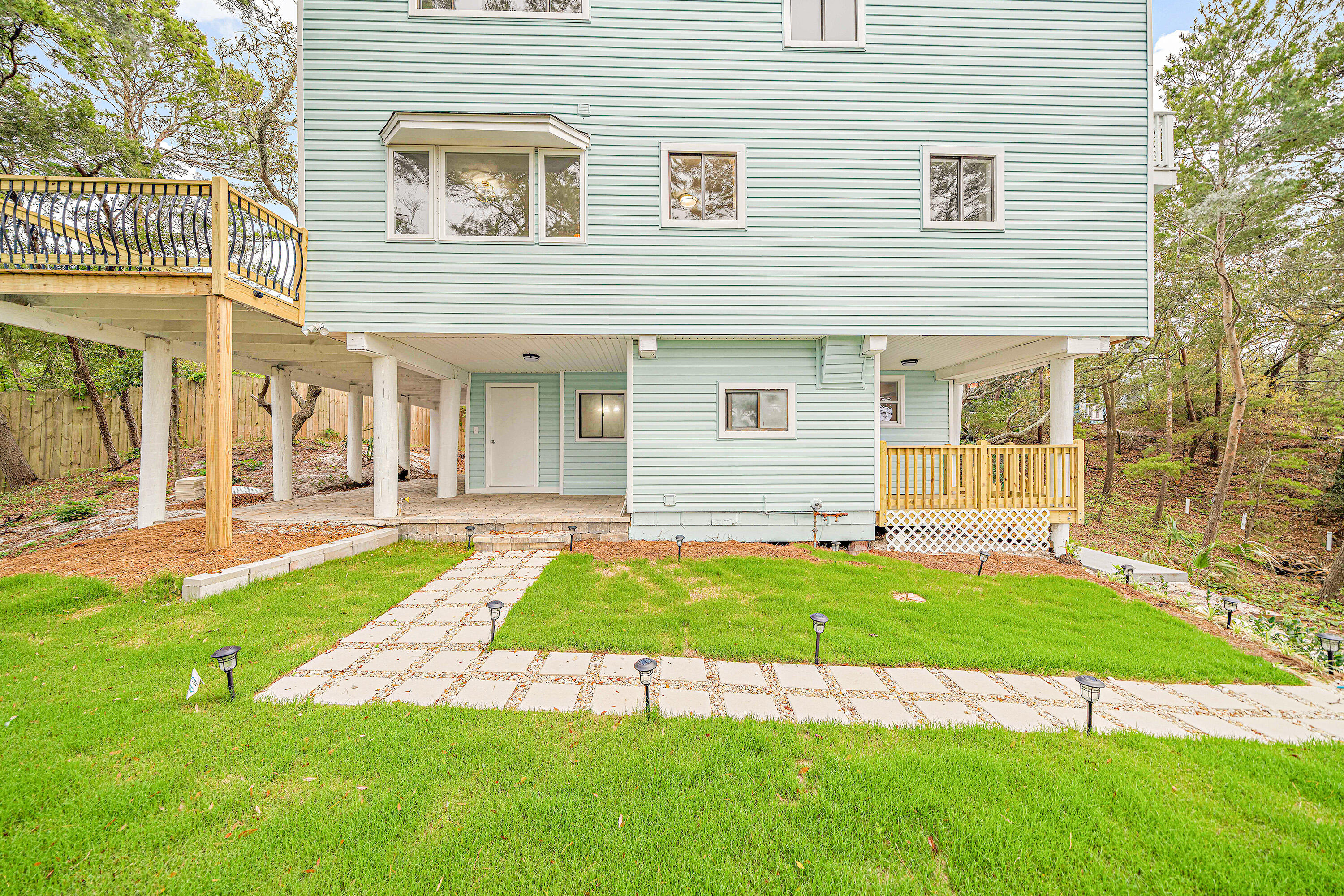 BEACONVIEW - Residential