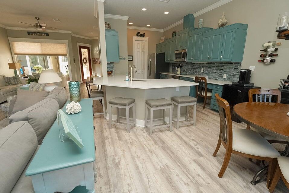 REGATTA BAY - Residential