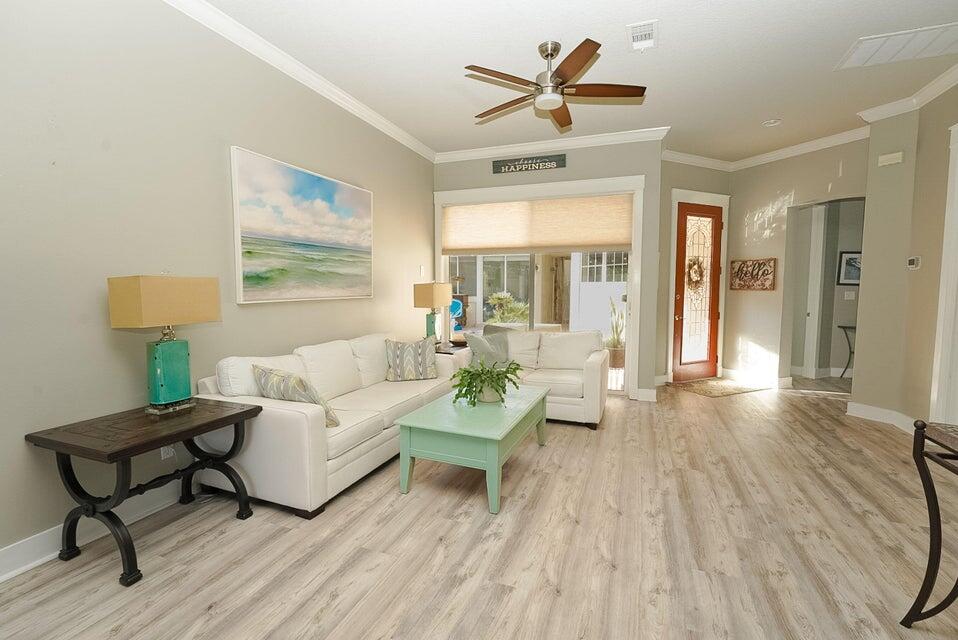 REGATTA BAY - Residential