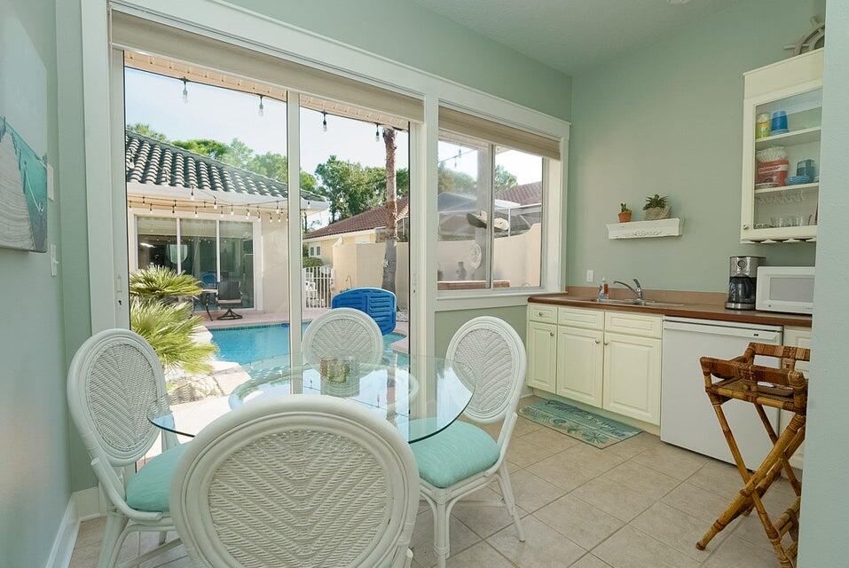 REGATTA BAY - Residential