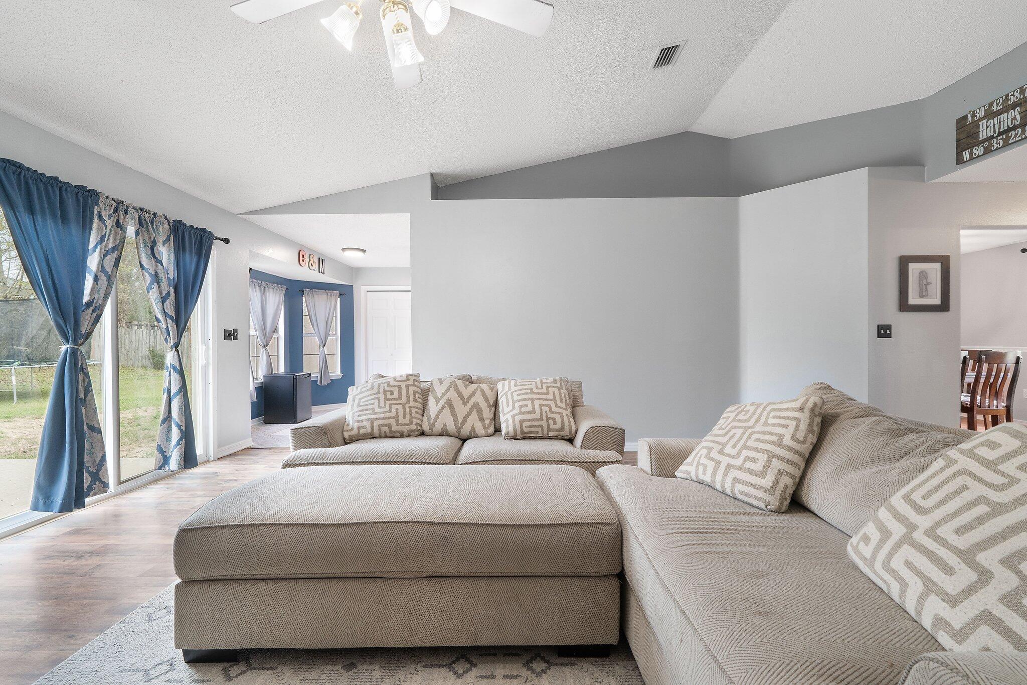 WESTVIEW ESTATES - Residential