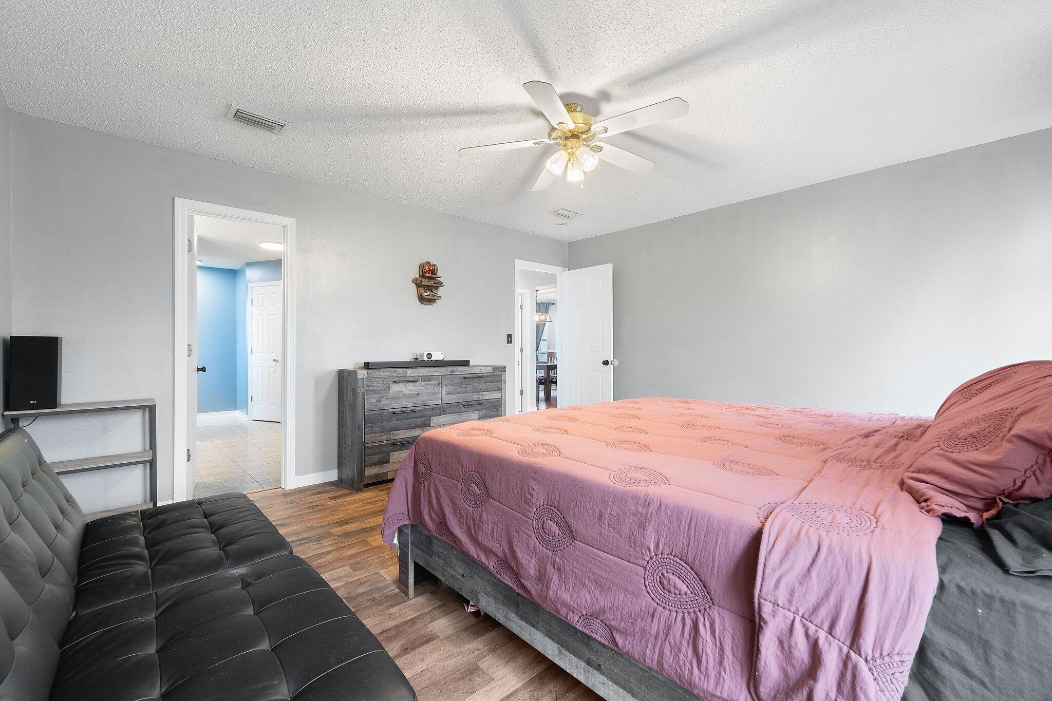 WESTVIEW ESTATES - Residential