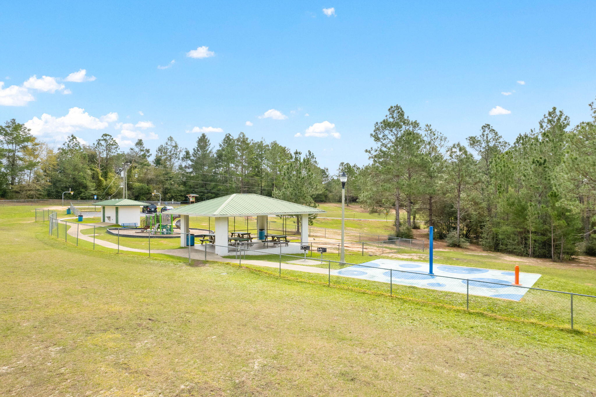 WESTVIEW ESTATES - Residential