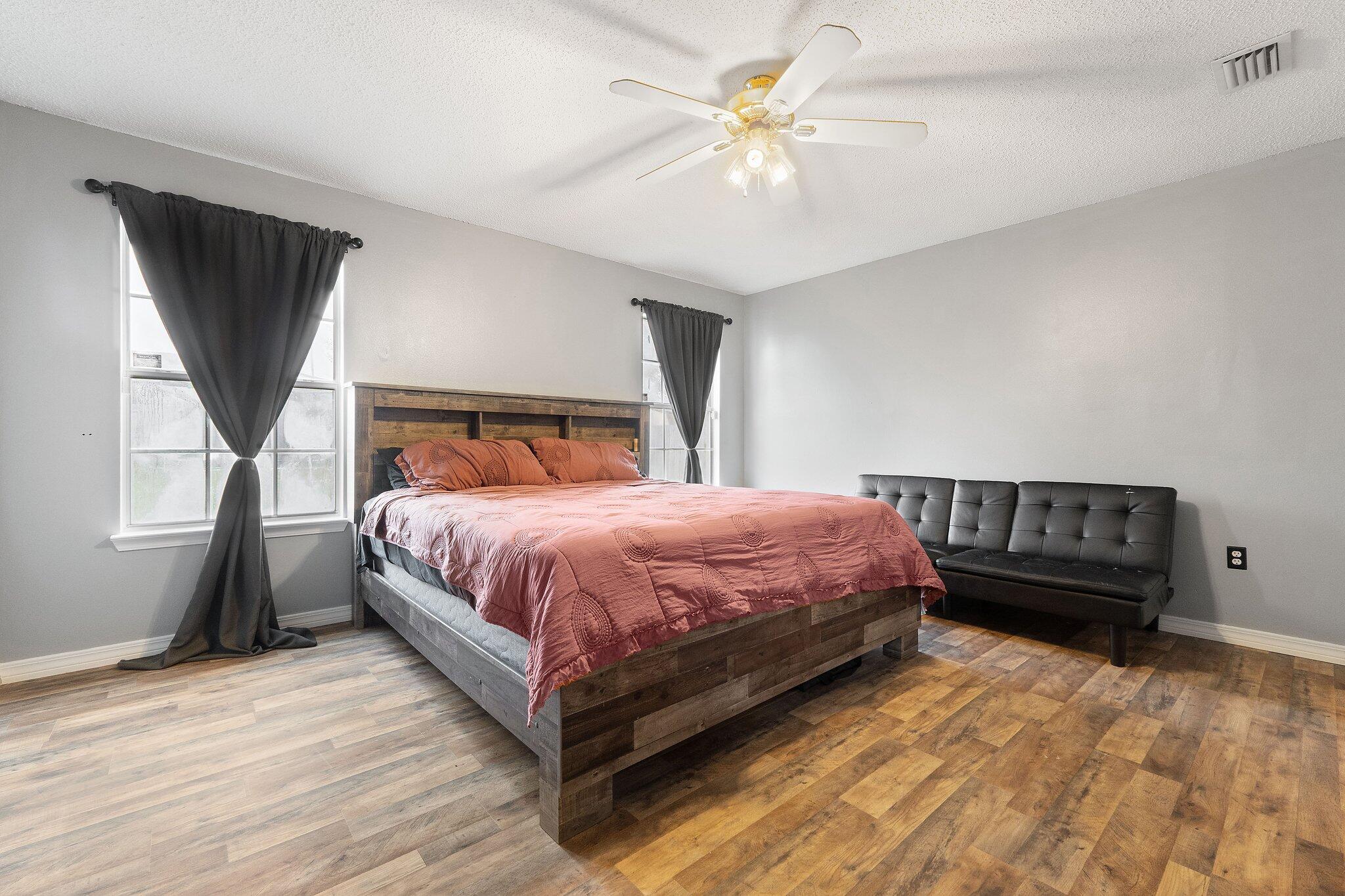 WESTVIEW ESTATES - Residential