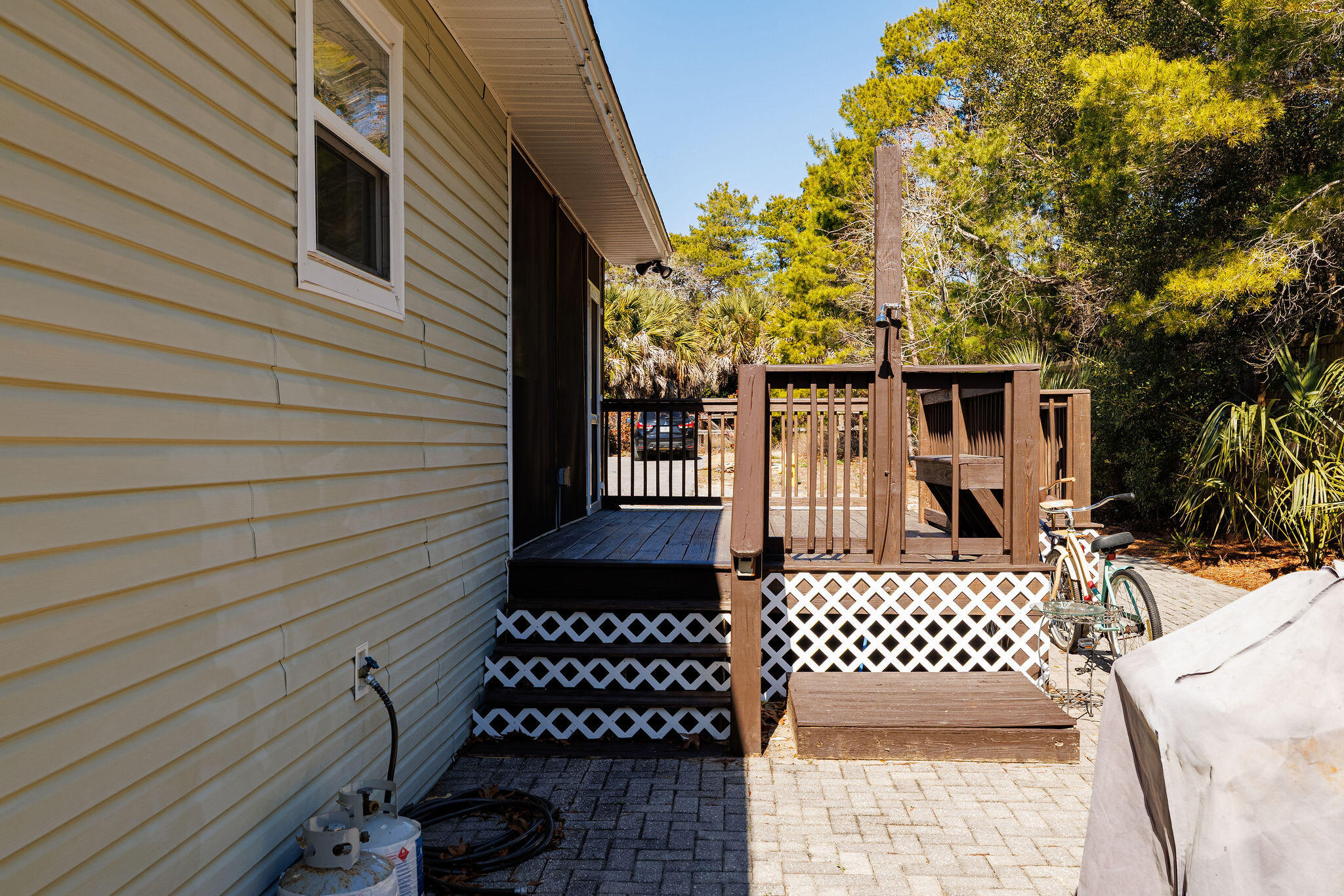 GULF HILLS ESTATES UNREC - Residential