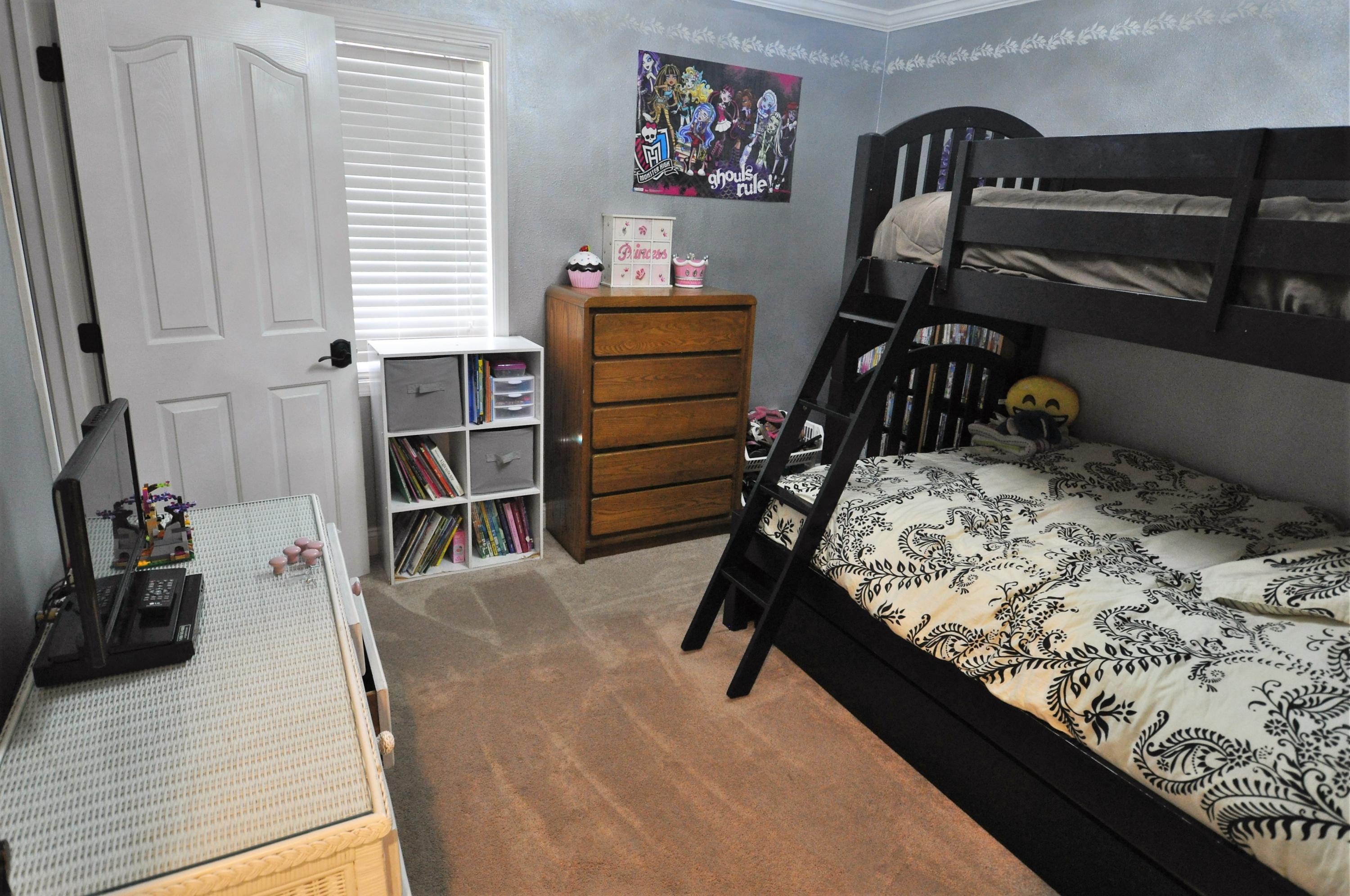 HOLIDAY SHORES ESTATES - Residential