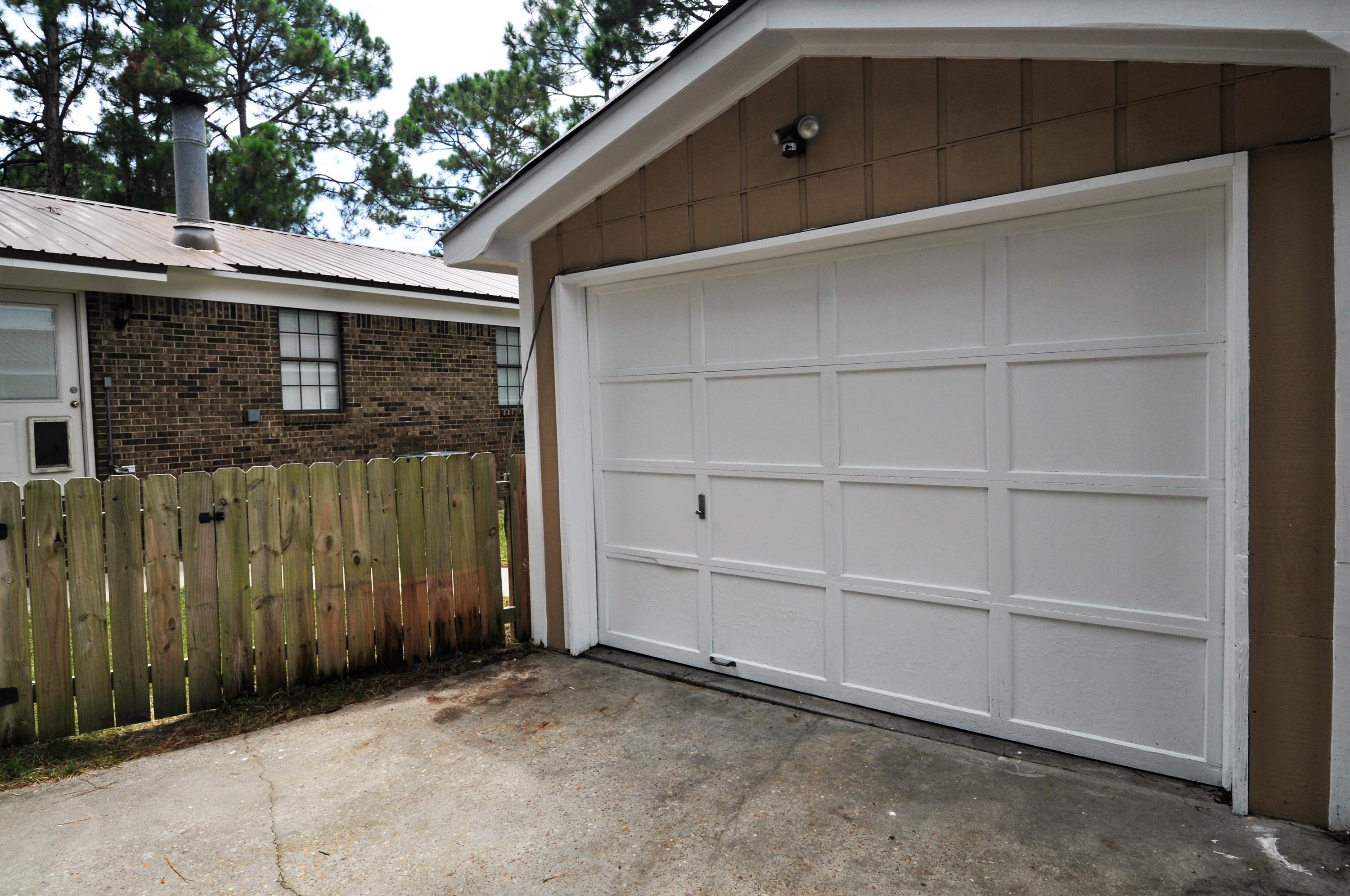 HOLIDAY SHORES ESTATES - Residential