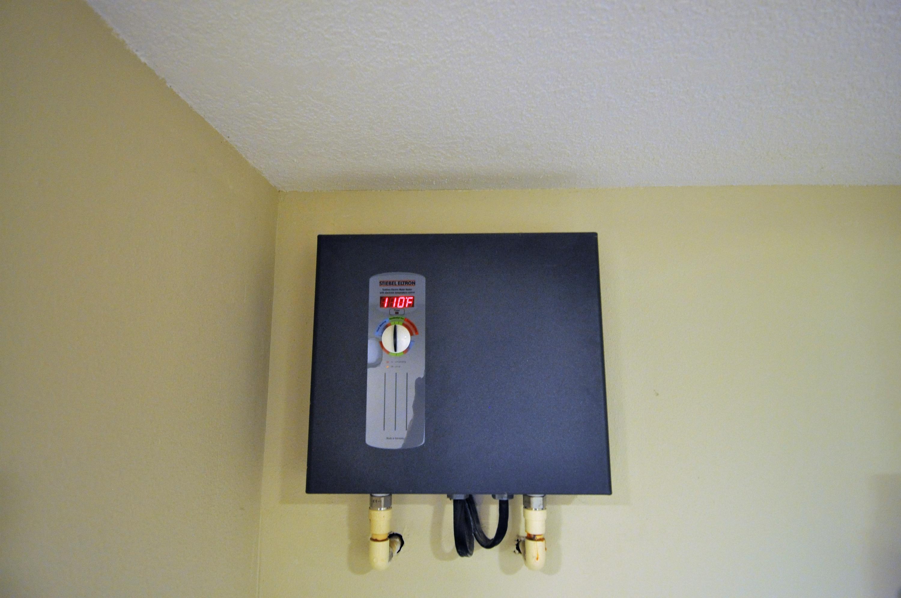 HOLIDAY SHORES ESTATES - Residential