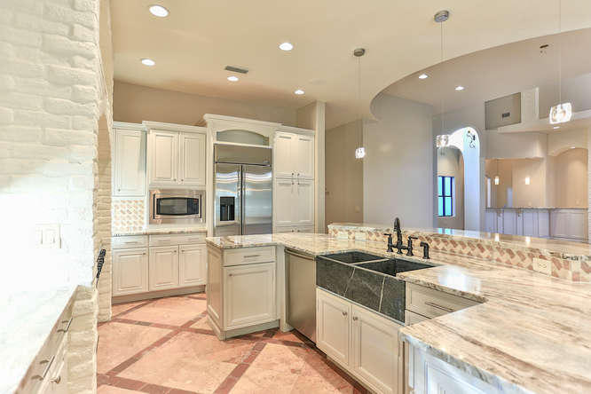 BURNT PINE - Residential