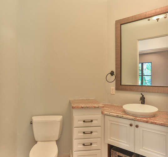 BURNT PINE - Residential