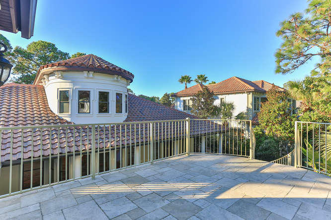 BURNT PINE - Residential