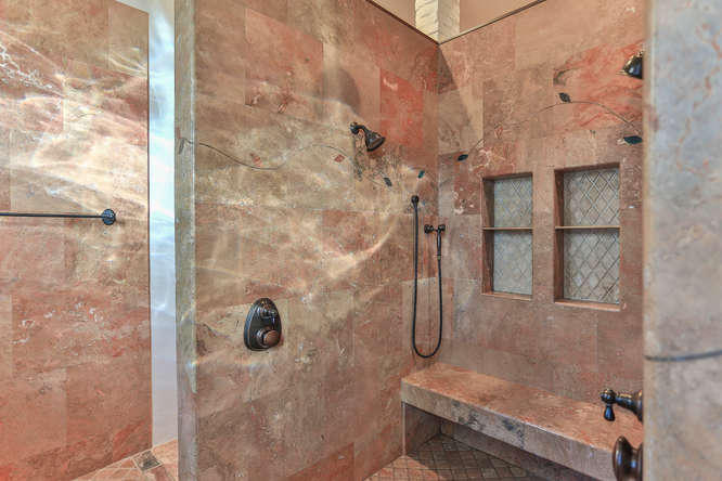 BURNT PINE - Residential