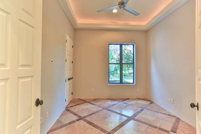 BURNT PINE - Residential