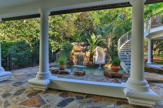 BURNT PINE - Residential