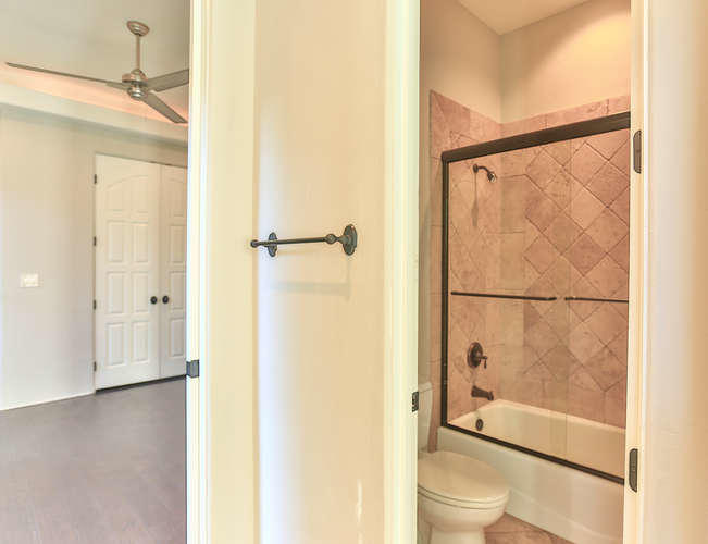 BURNT PINE - Residential