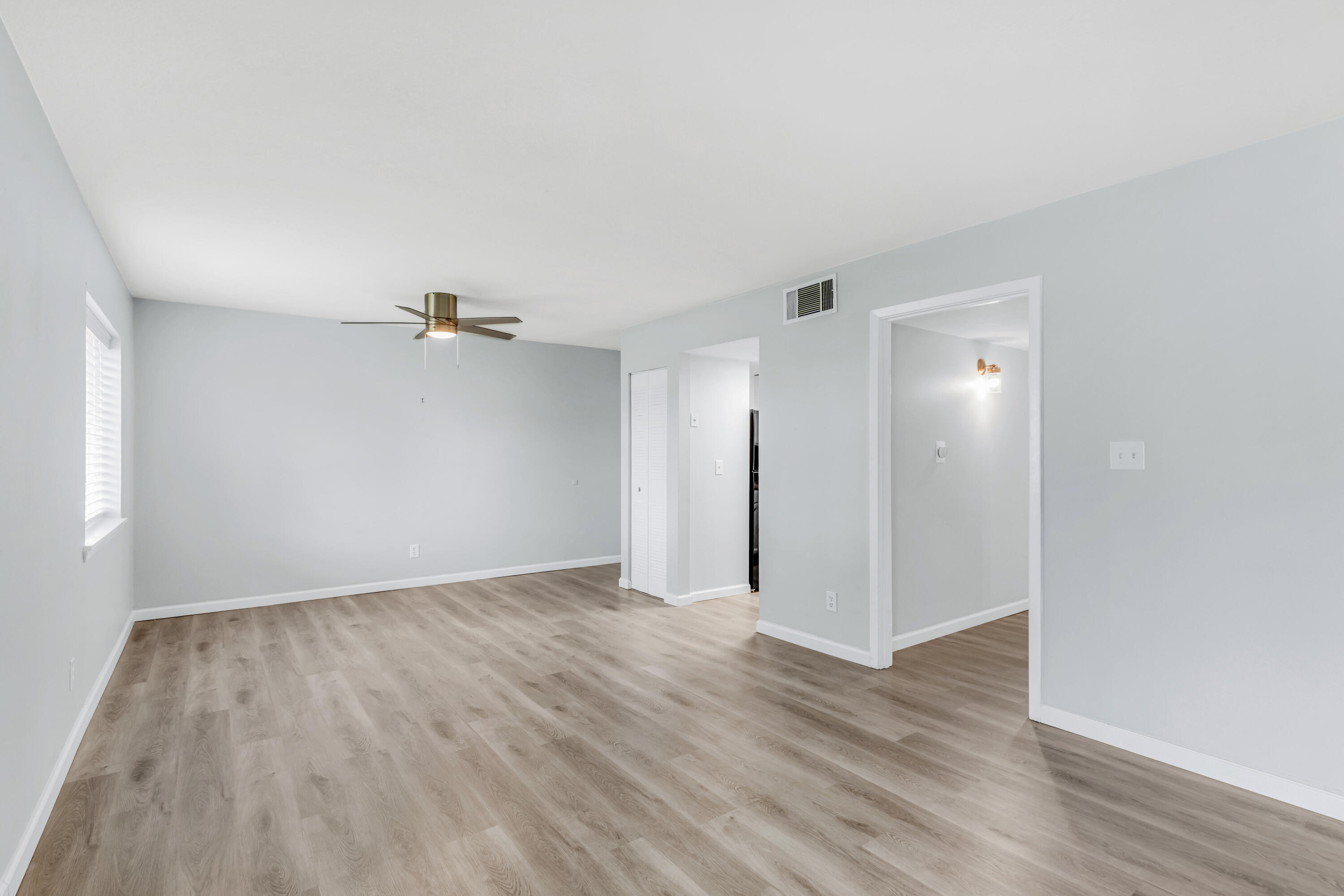 FINISTERRA CONDO - Residential Lease