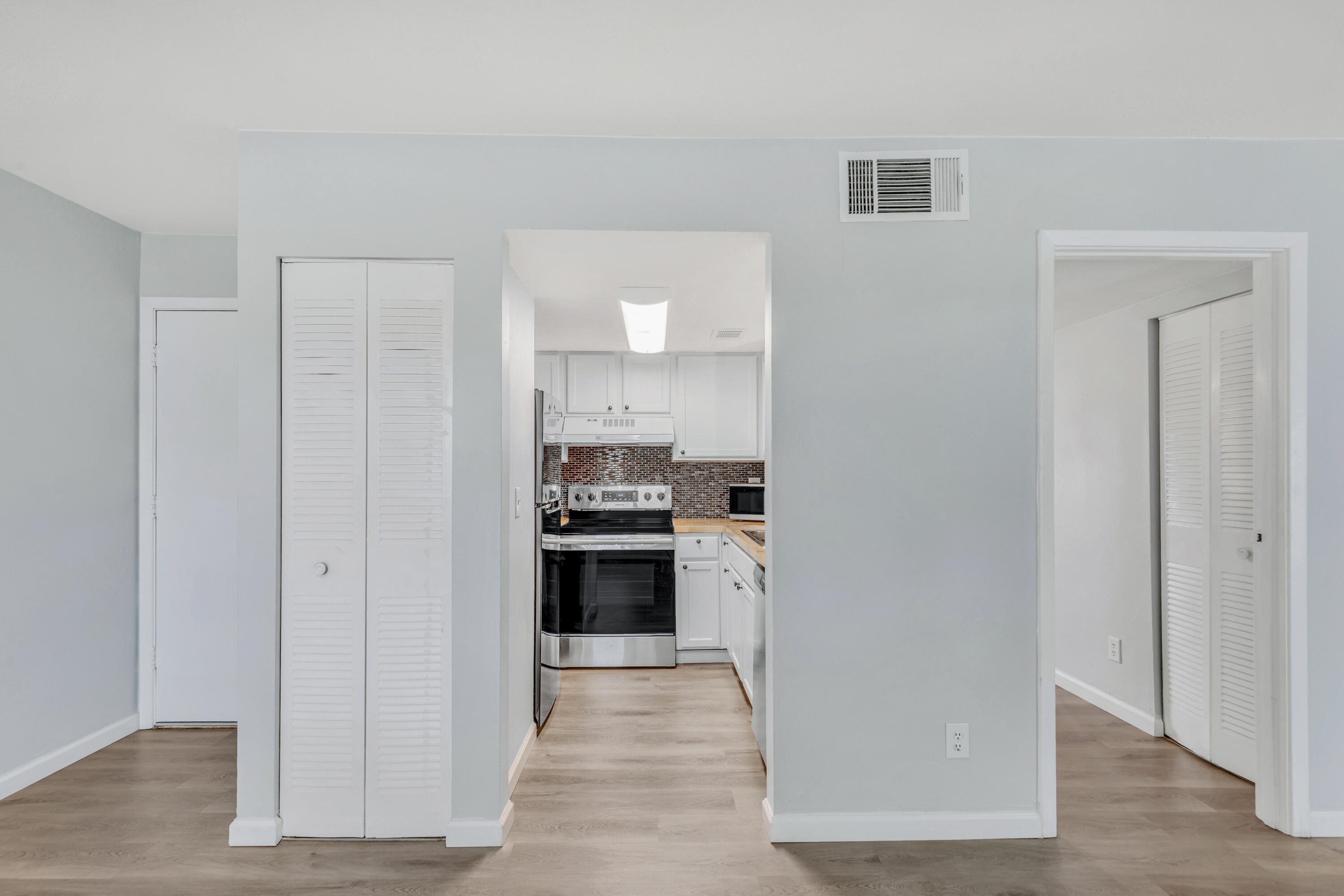 FINISTERRA CONDO - Residential Lease