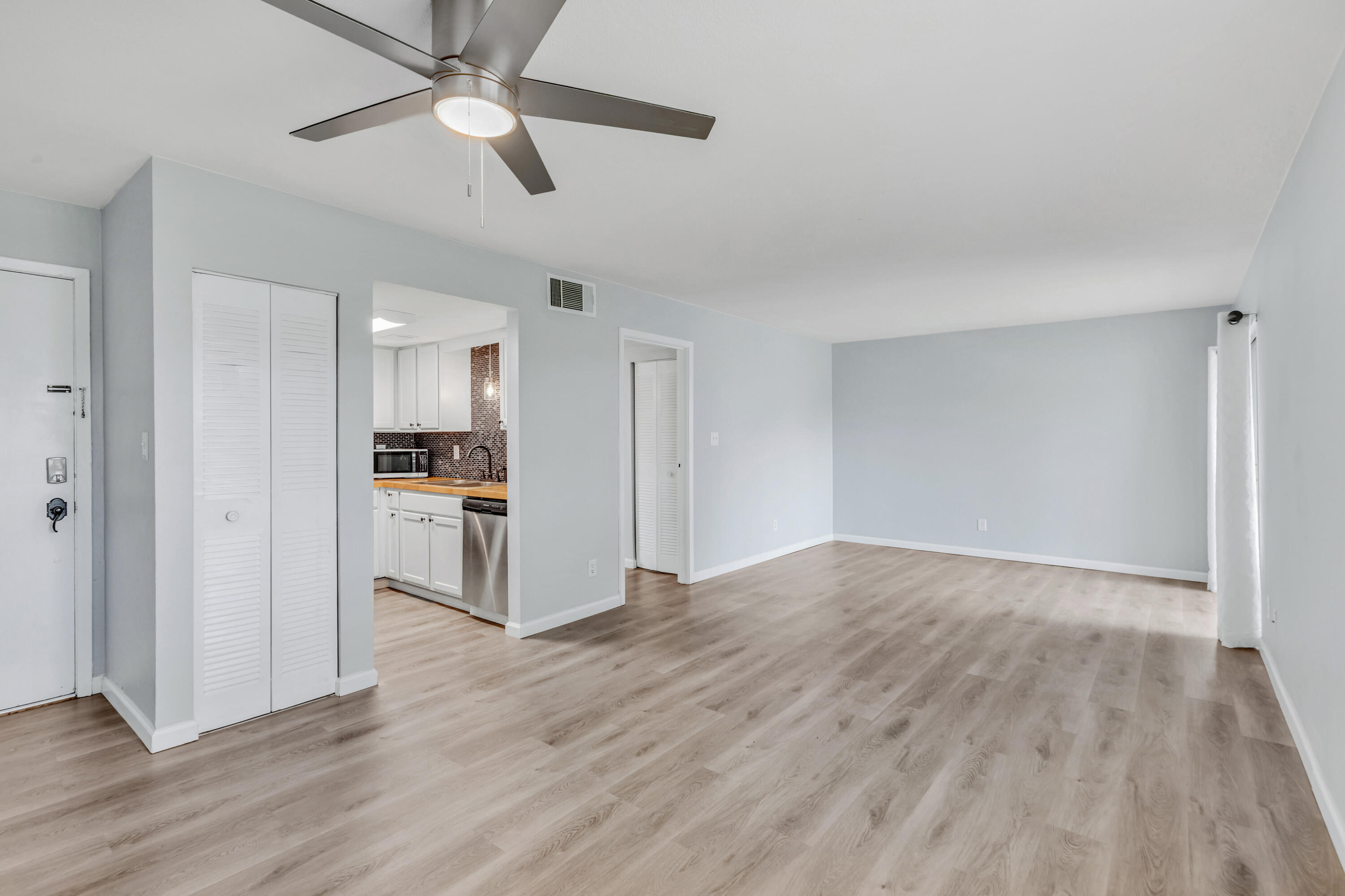 FINISTERRA CONDO - Residential Lease