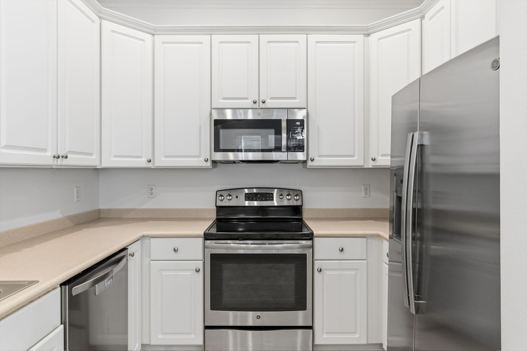 FAIRWAY VILLAS - Residential