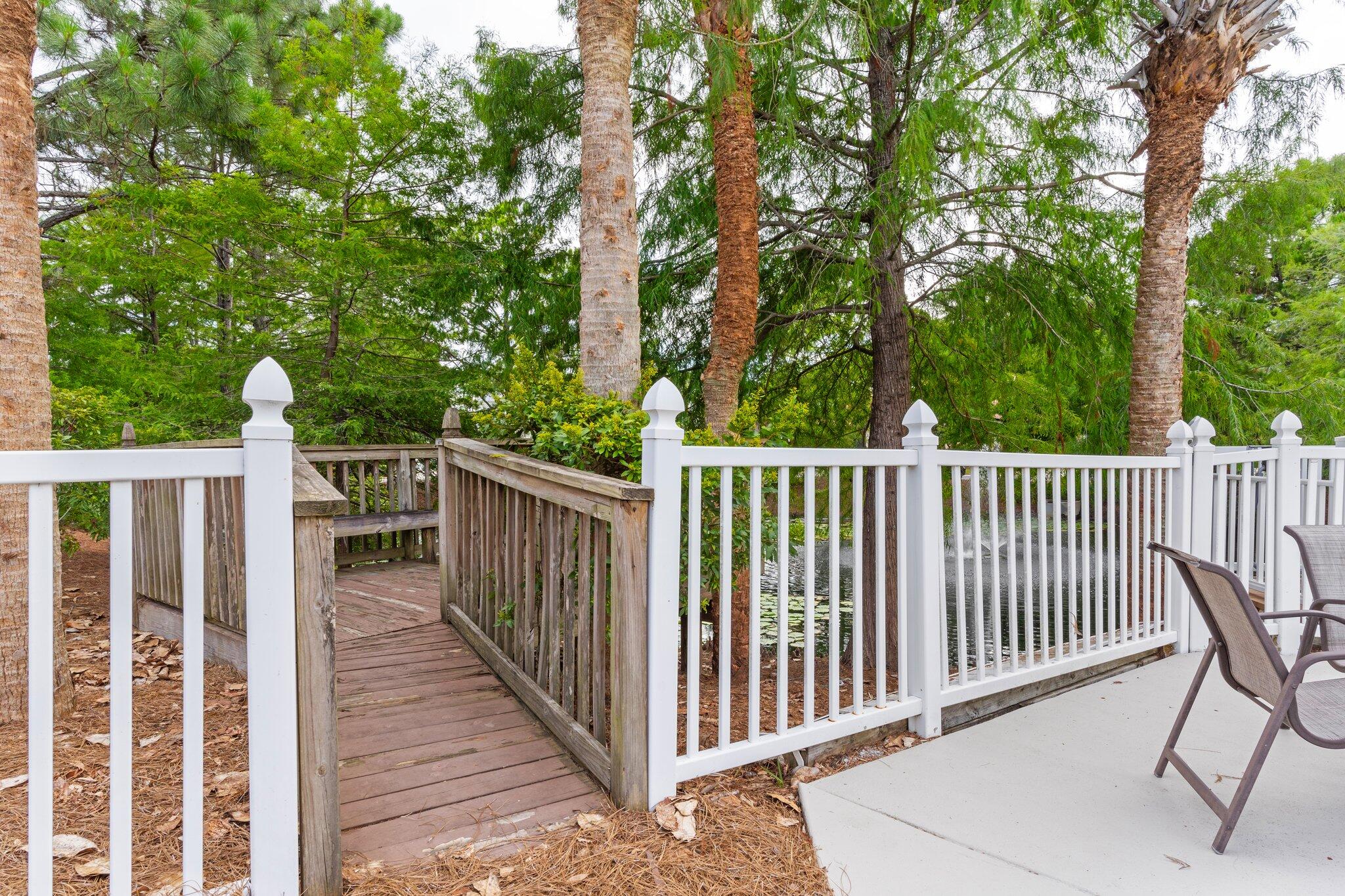 FAIRWAY VILLAS - Residential