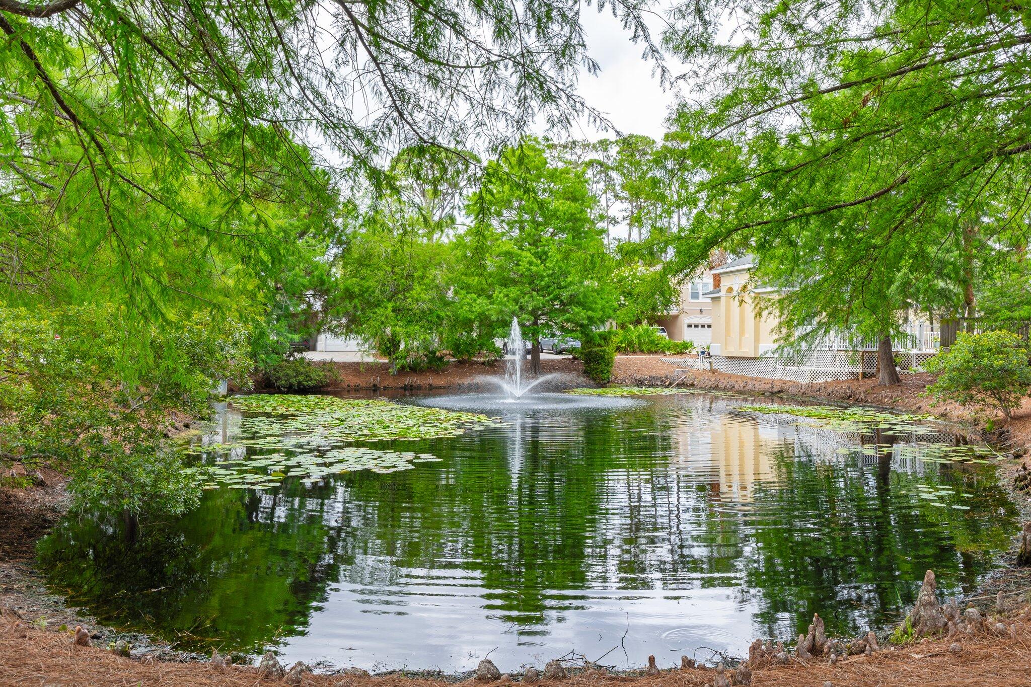 FAIRWAY VILLAS - Residential