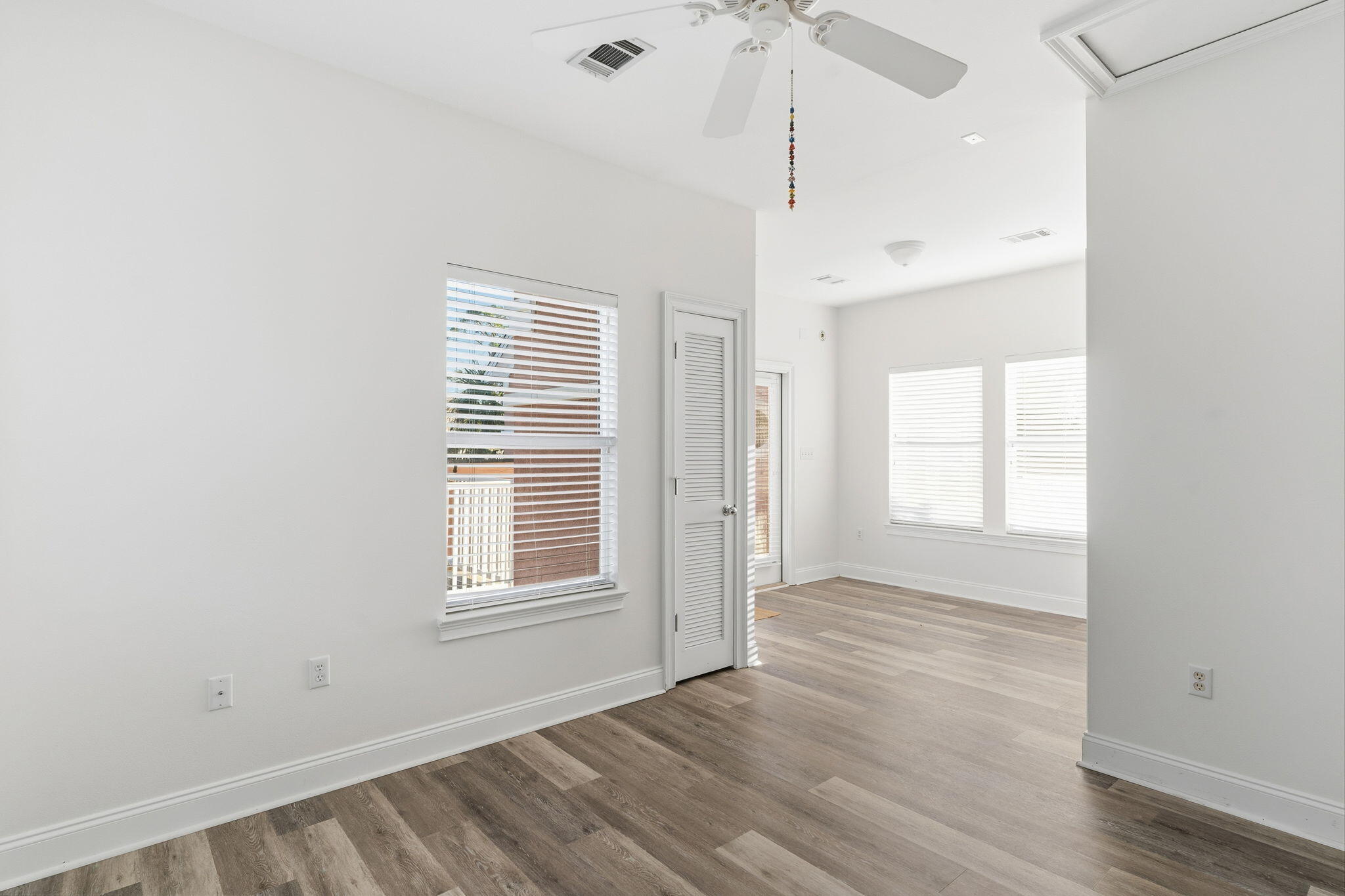 FAIRWAY VILLAS - Residential