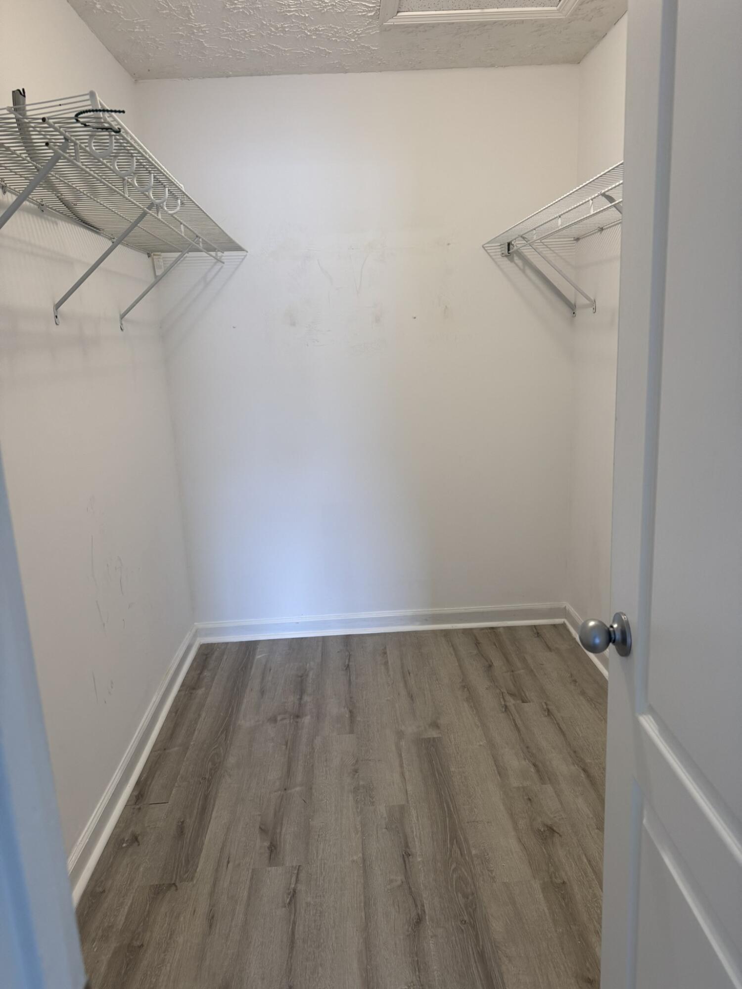 BAY GROVE - Residential Lease