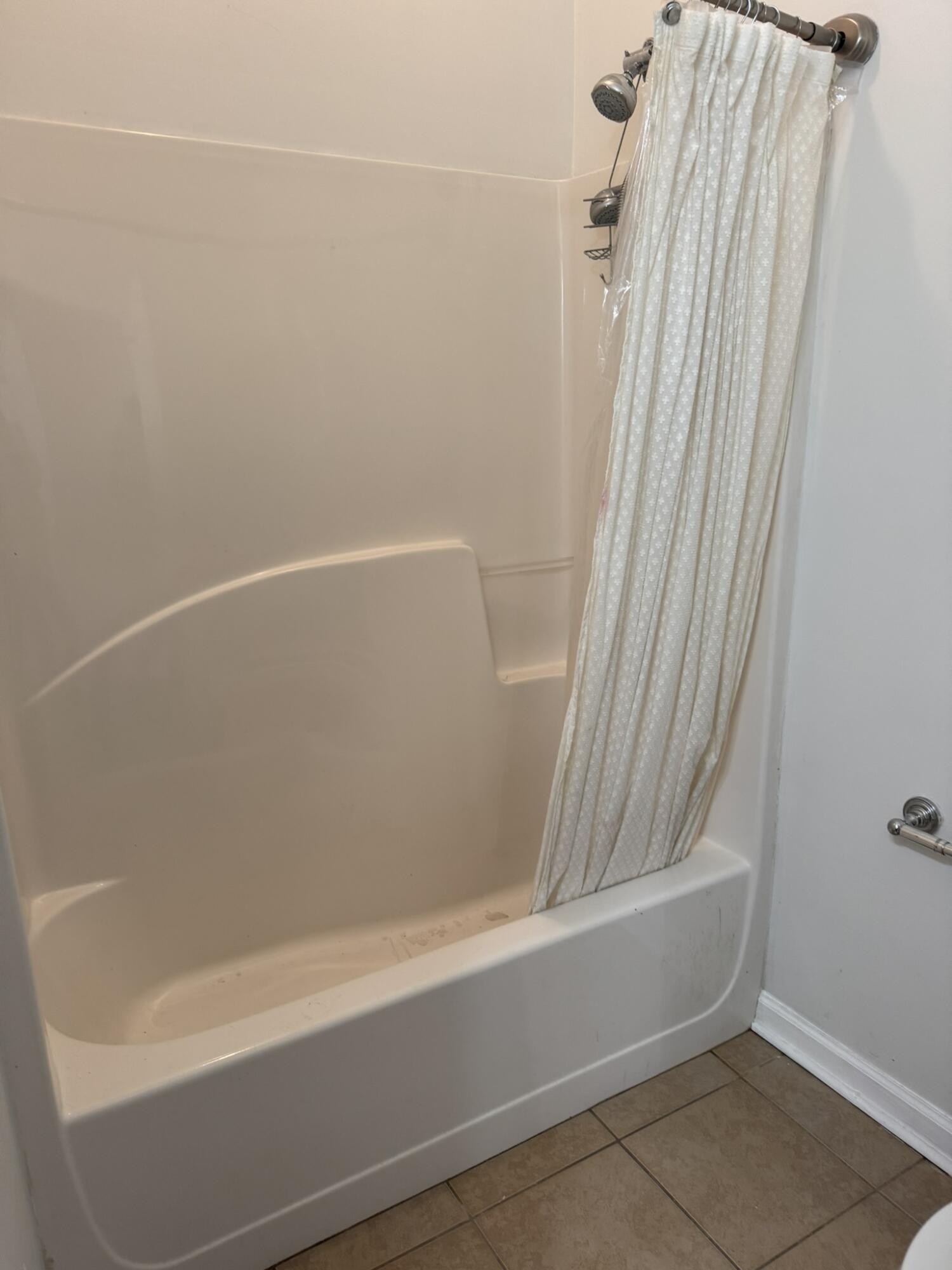 BAY GROVE - Residential Lease