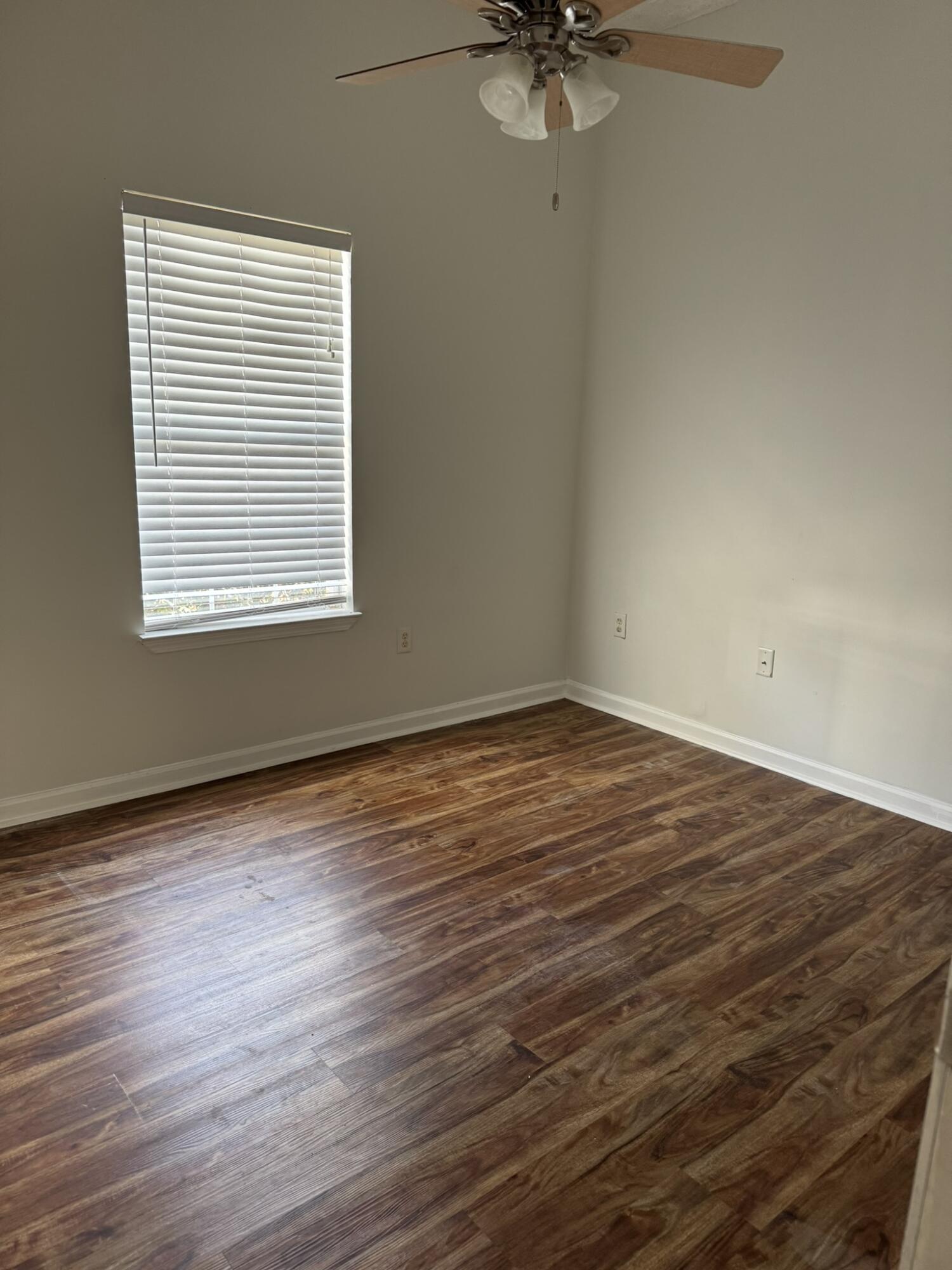 BAY GROVE - Residential Lease