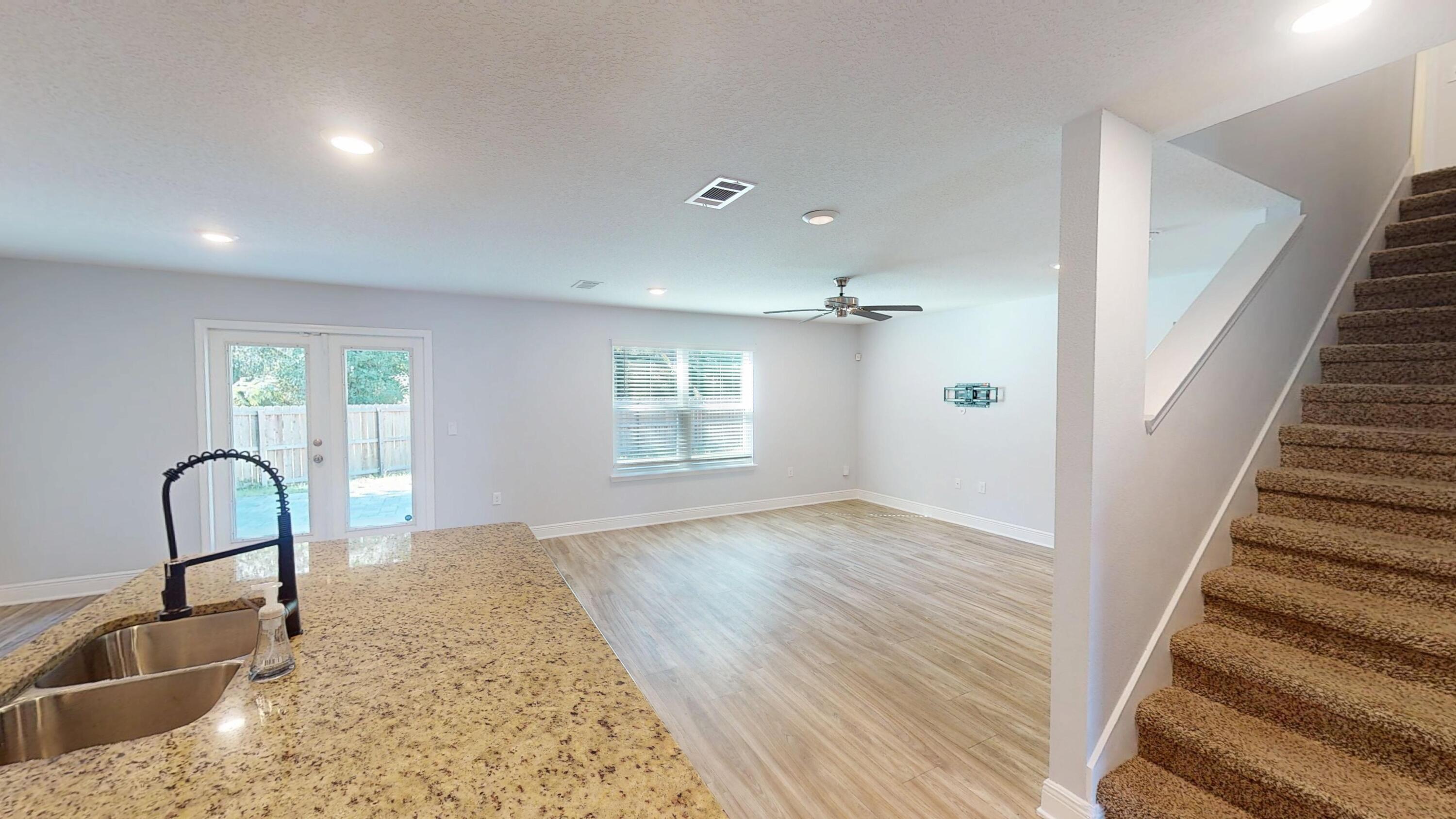 HERITAGE OAKS - Residential