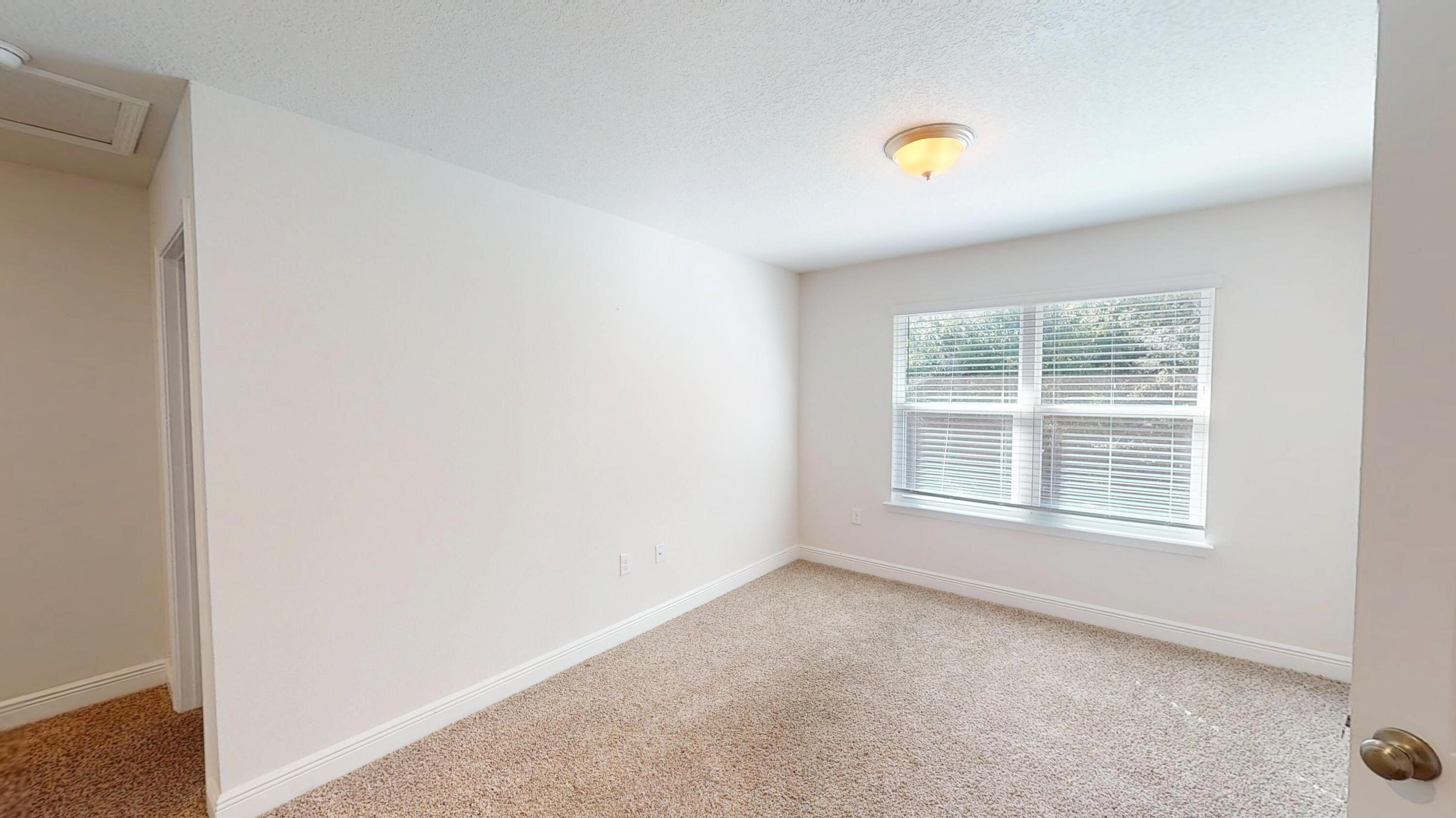 HERITAGE OAKS - Residential