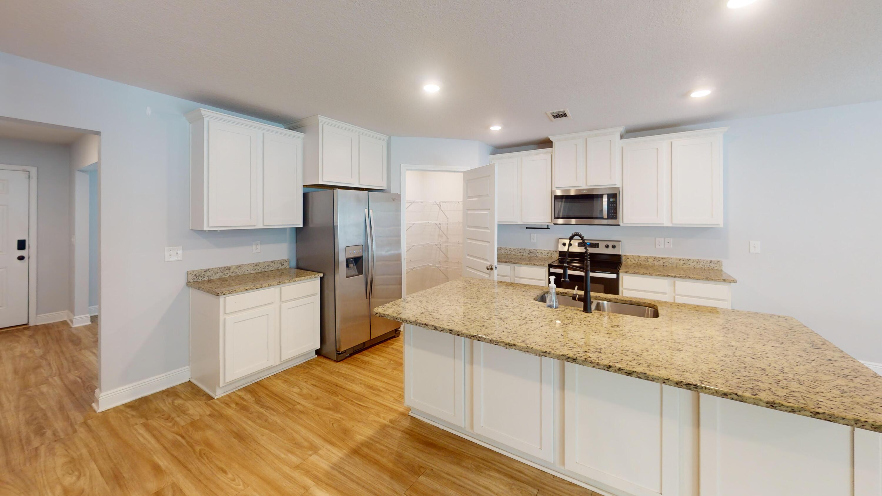 HERITAGE OAKS - Residential