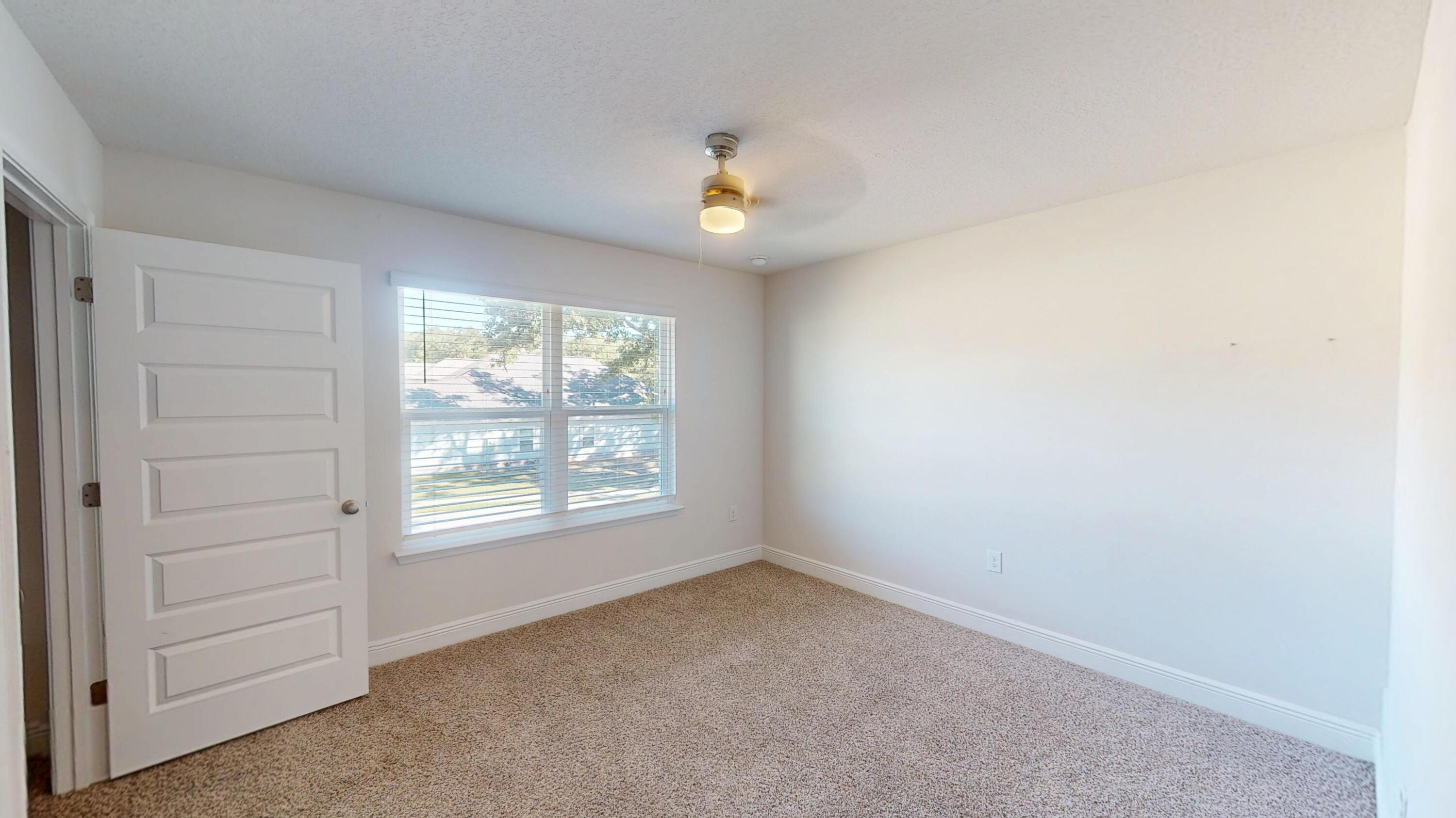HERITAGE OAKS - Residential