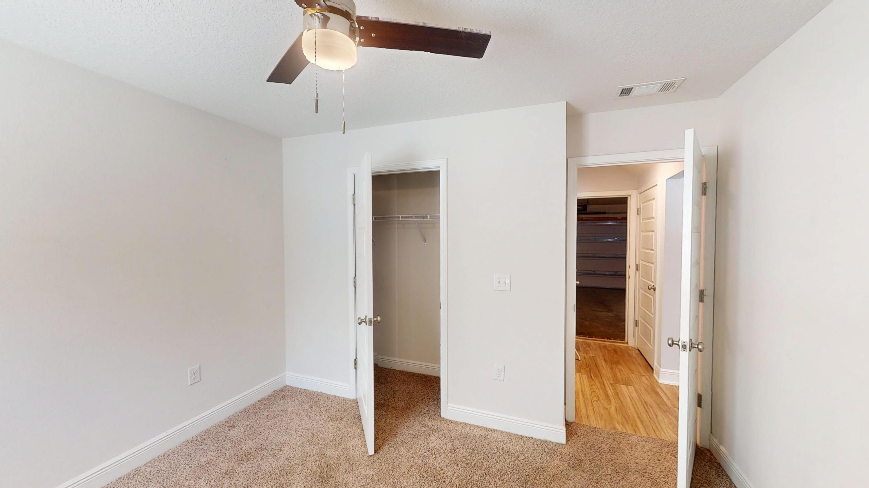 HERITAGE OAKS - Residential