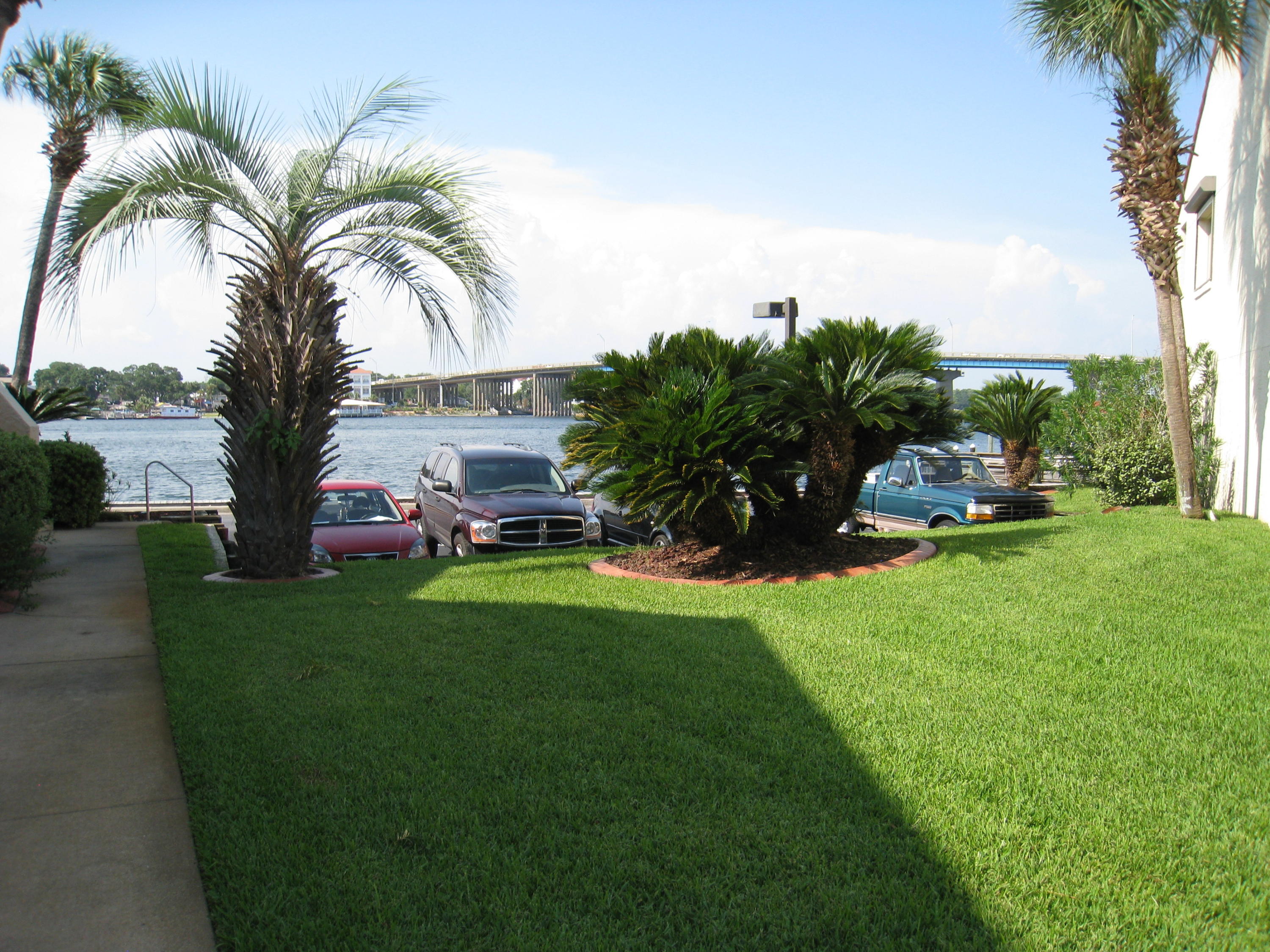 CLIPPER COVE T/H - Residential