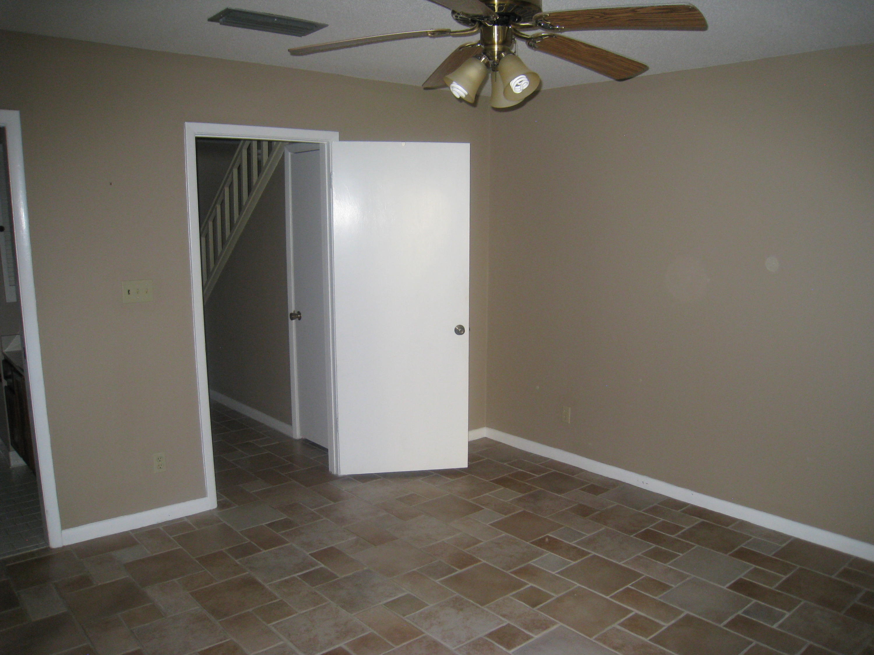 CLIPPER COVE T/H - Residential