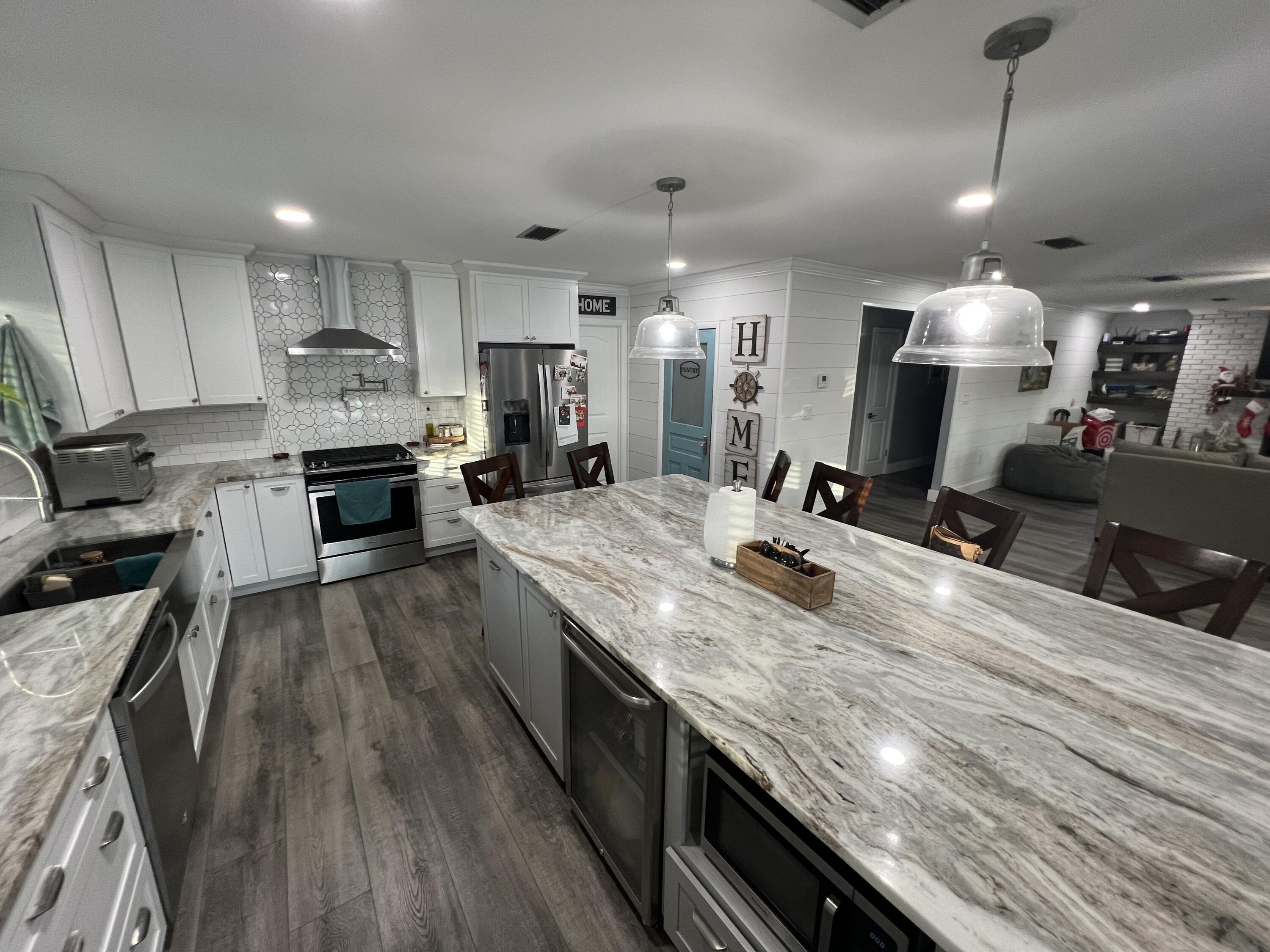 COLONY ESTATES - Residential