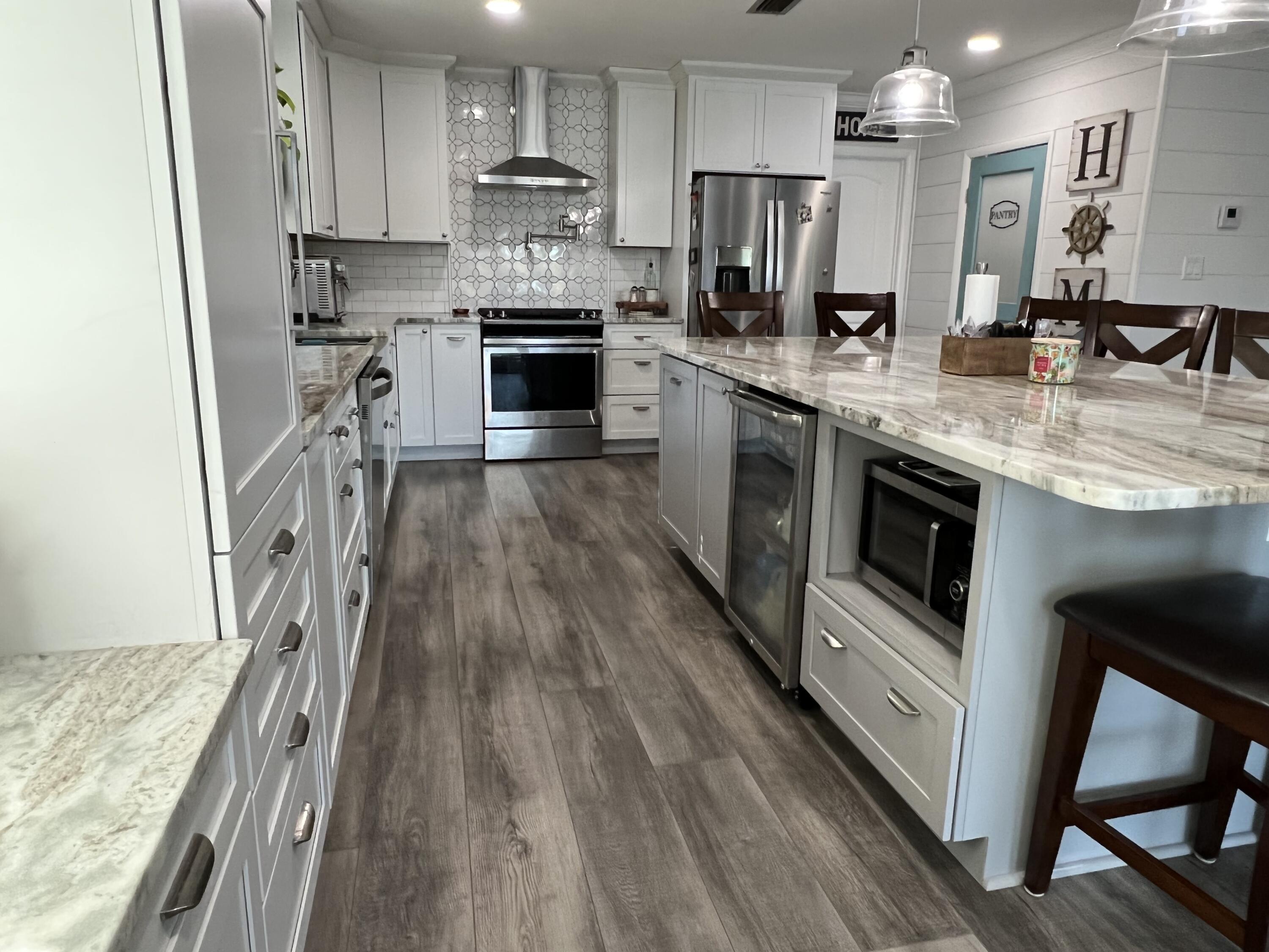 COLONY ESTATES - Residential