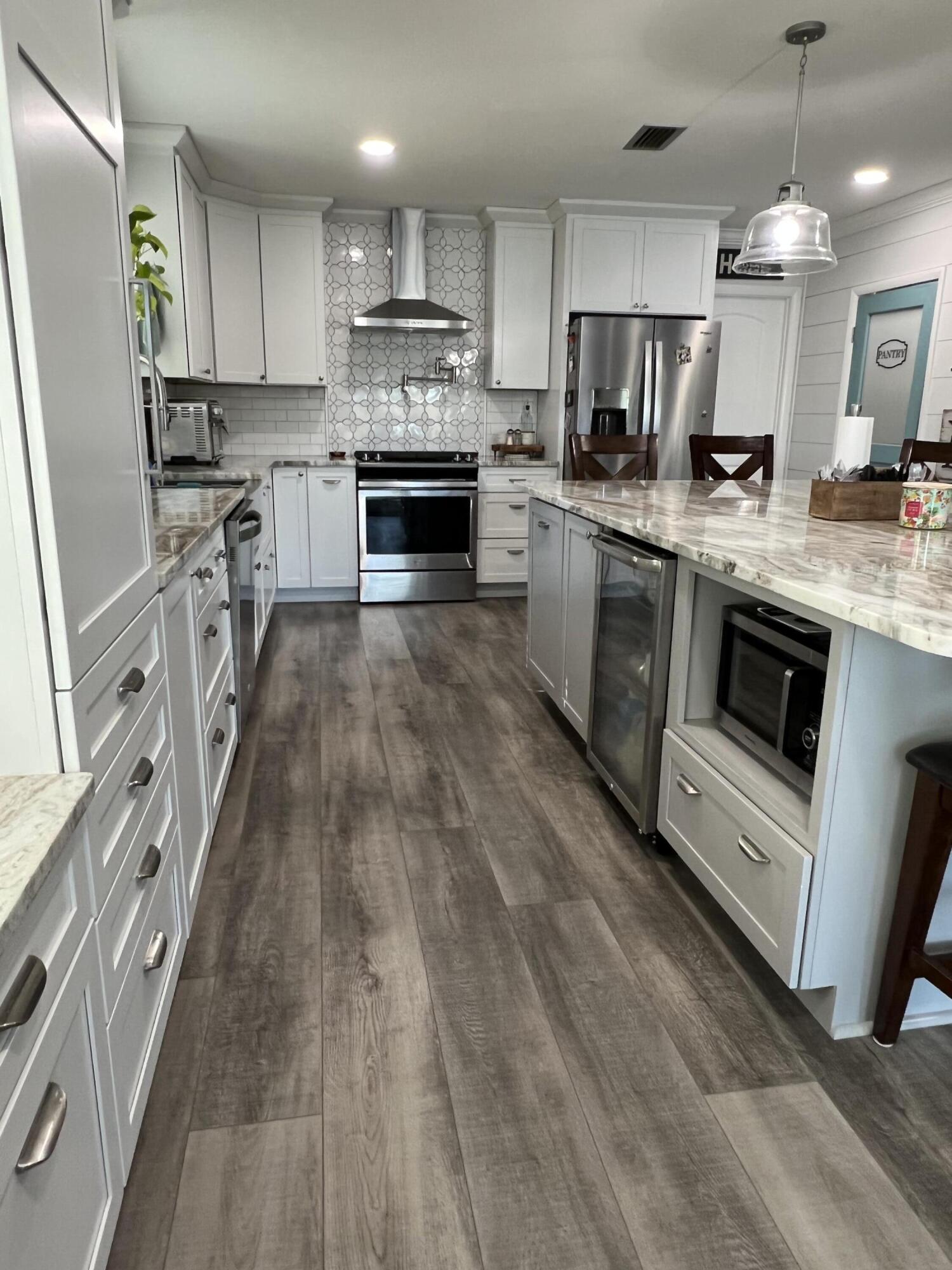 COLONY ESTATES - Residential