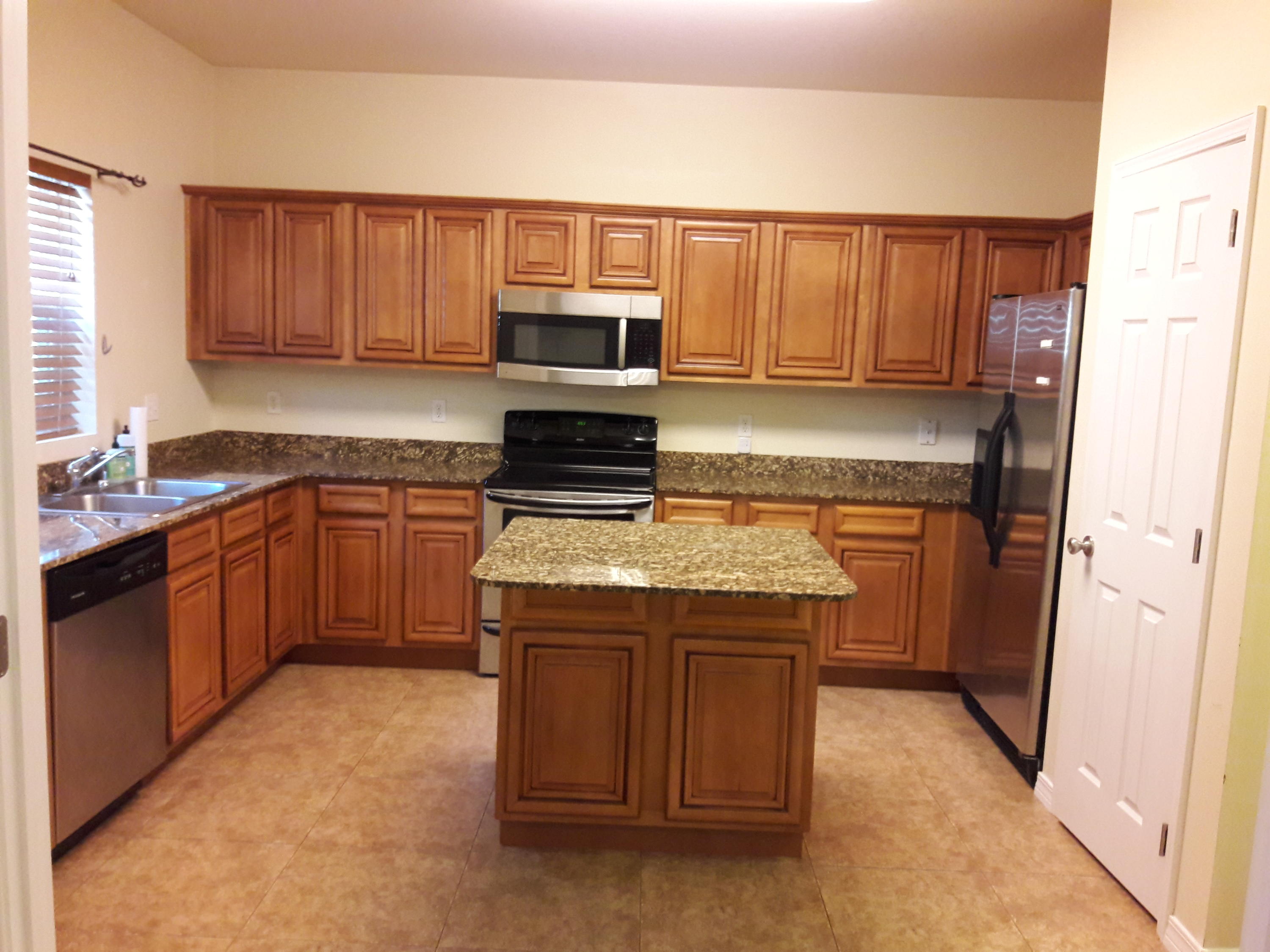 MERIDIAN SQUARE T/H - Residential