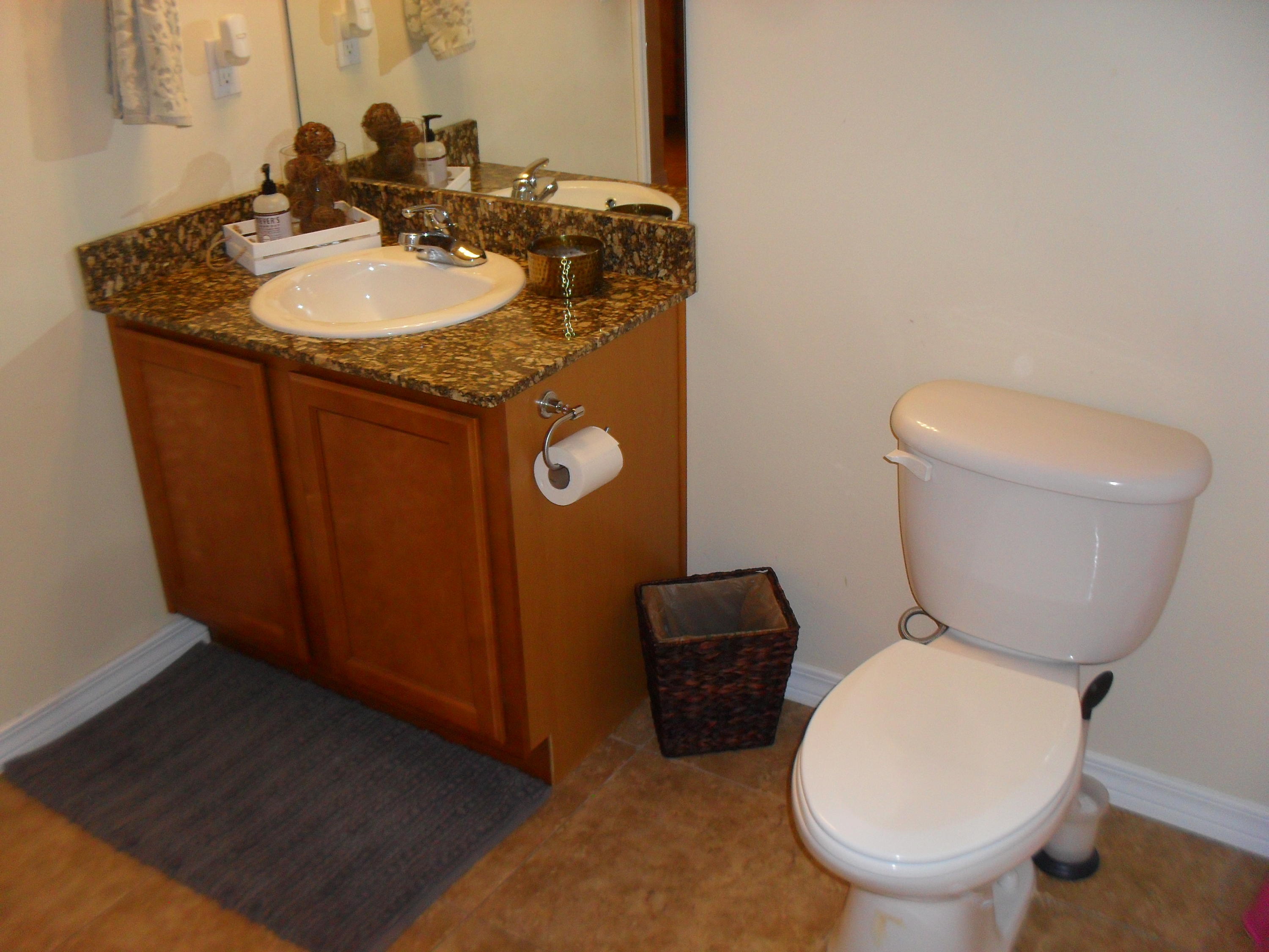 MERIDIAN SQUARE T/H - Residential