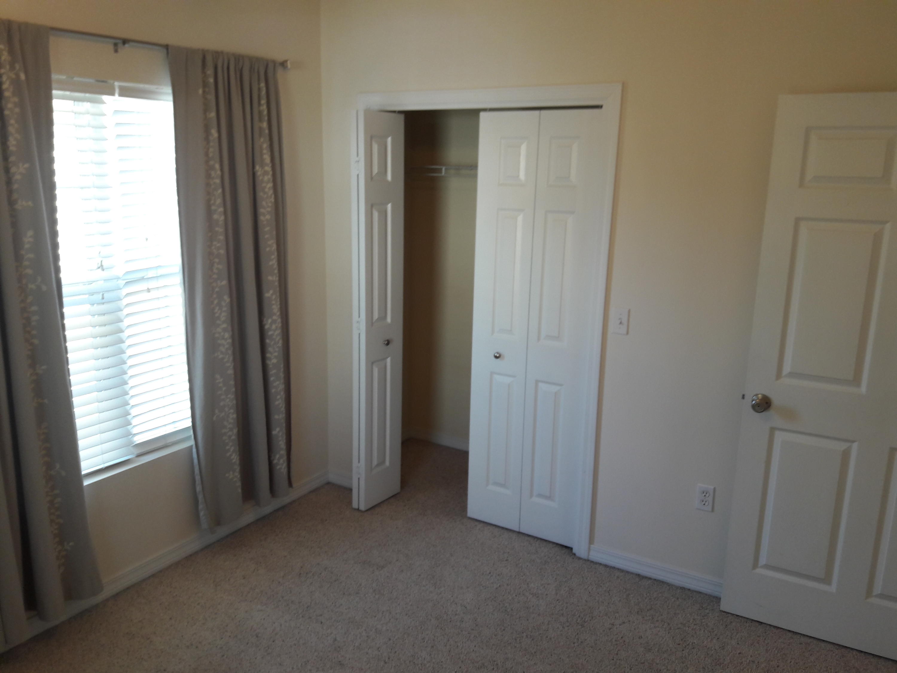 MERIDIAN SQUARE T/H - Residential