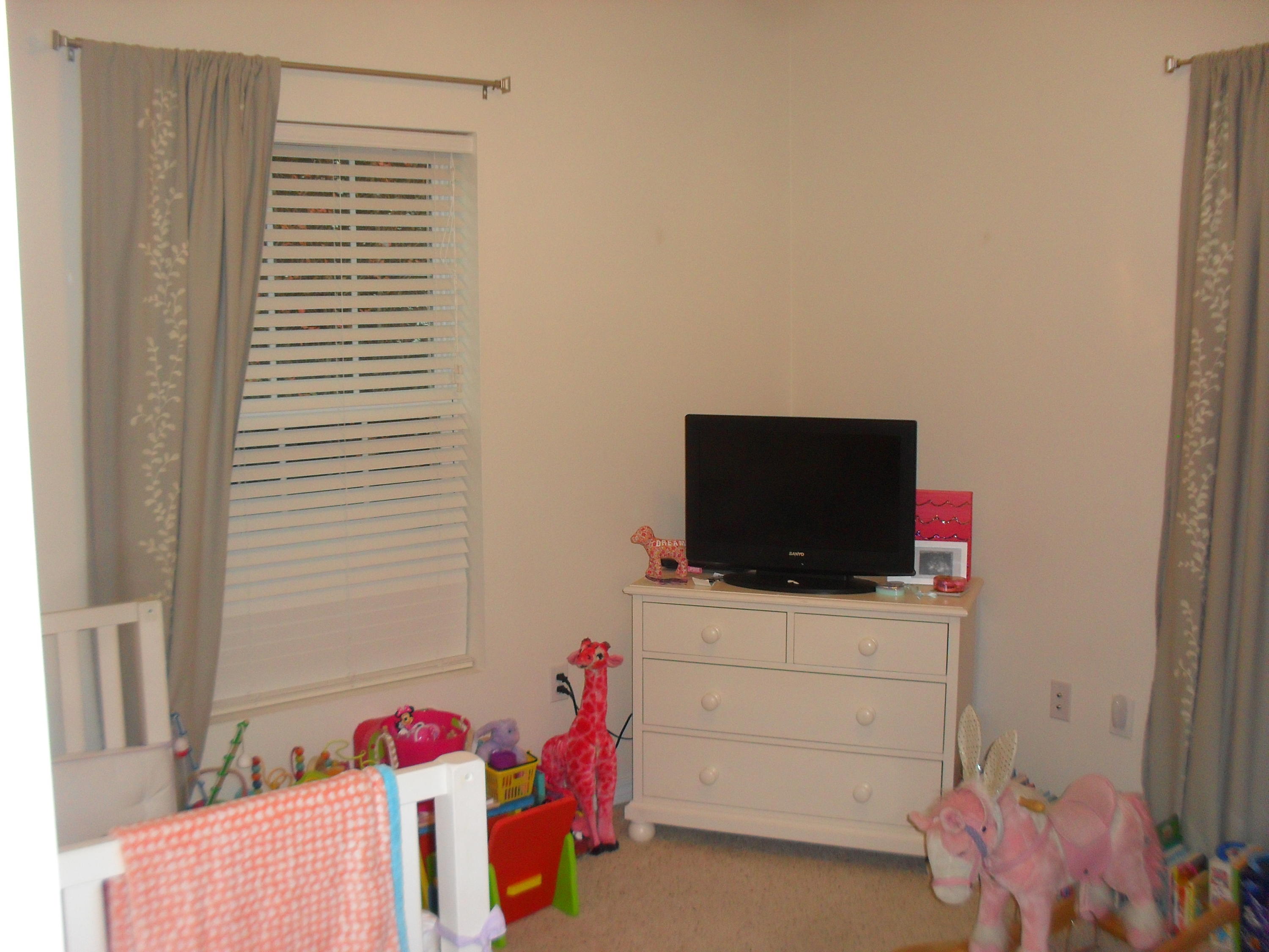 MERIDIAN SQUARE T/H - Residential