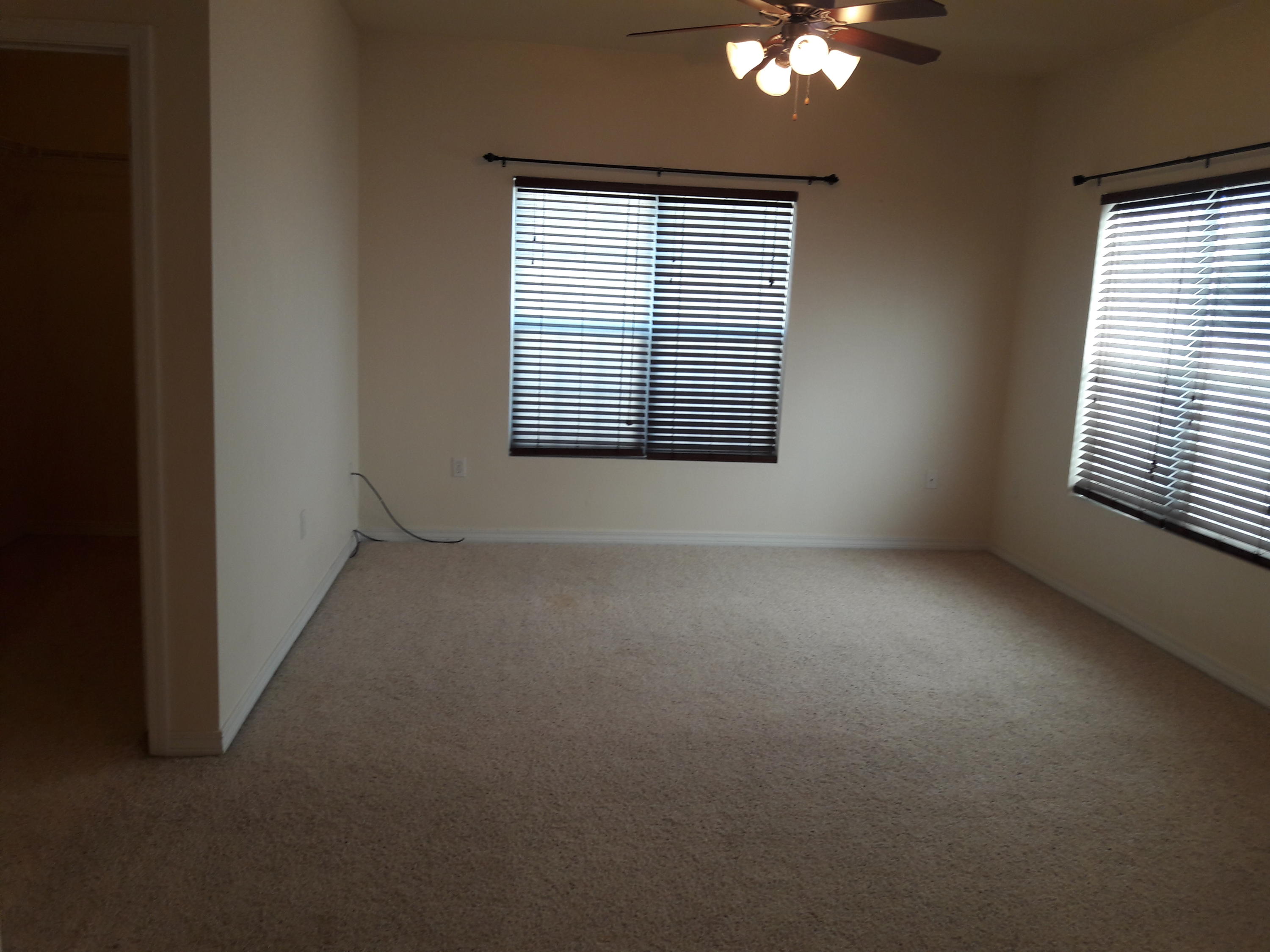 MERIDIAN SQUARE T/H - Residential