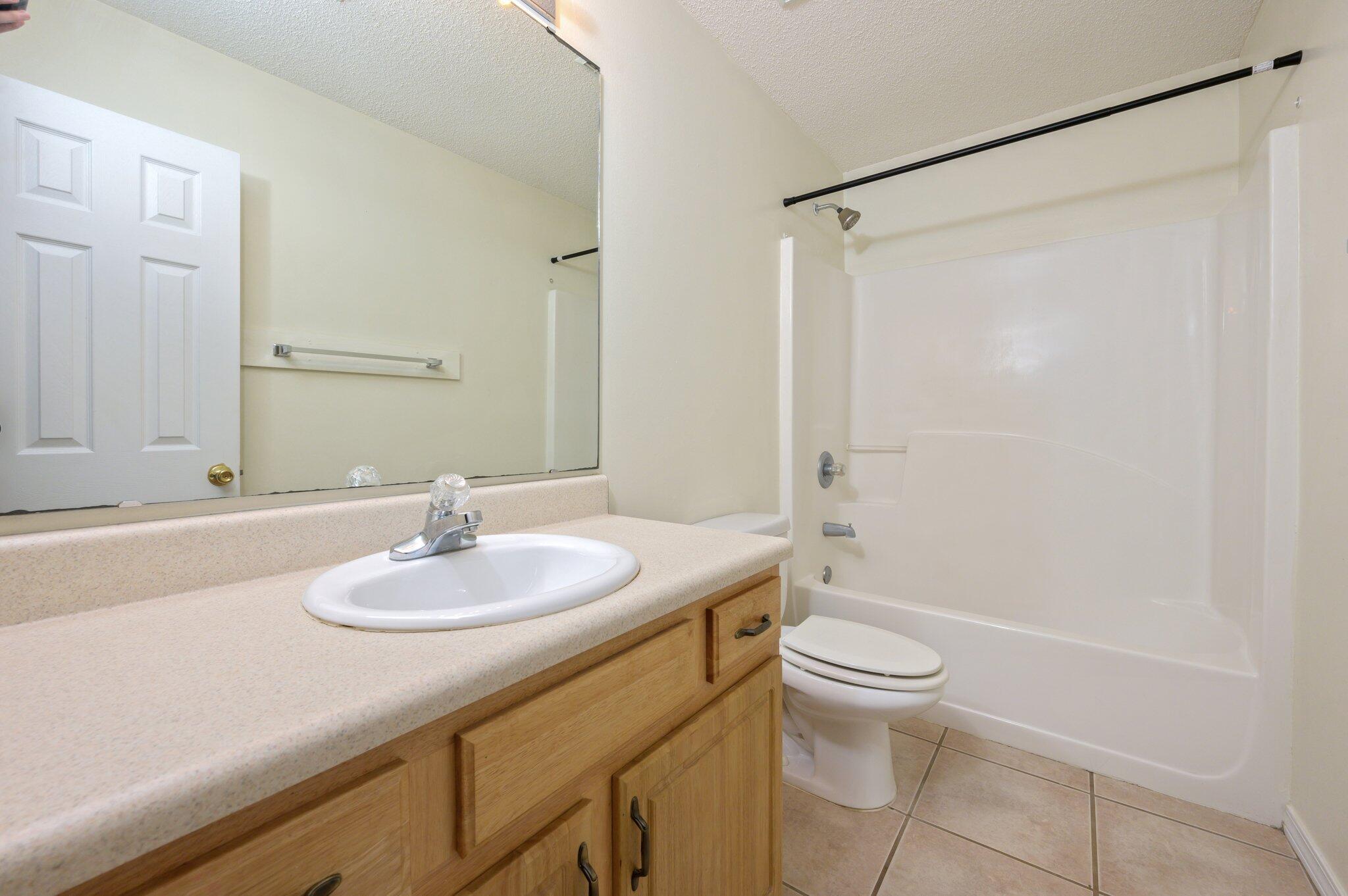 JACKSON HEIGHTS S/D - Residential Lease