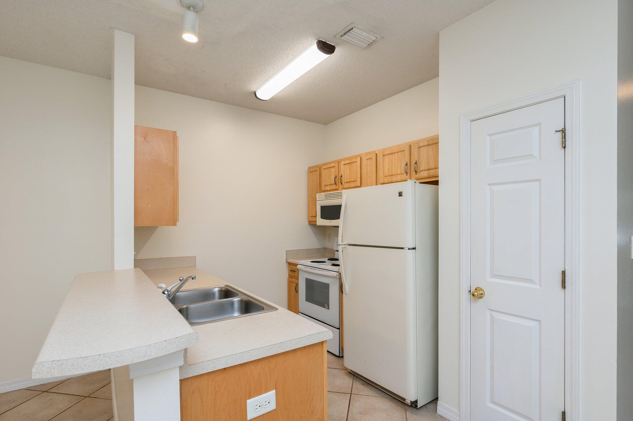 JACKSON HEIGHTS S/D - Residential Lease